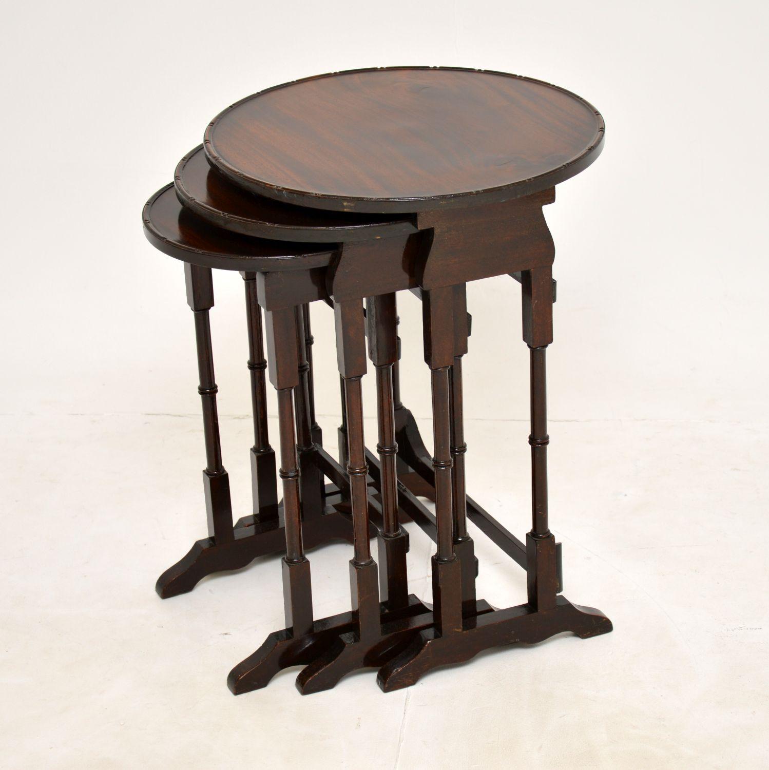 Antique Edwardian Nest of Tables In Good Condition For Sale In London, GB