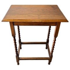 Tavolino d’appoggio antico in rovere in stile edoardiano con motivo “Barley Twist”, anni 1900-1920