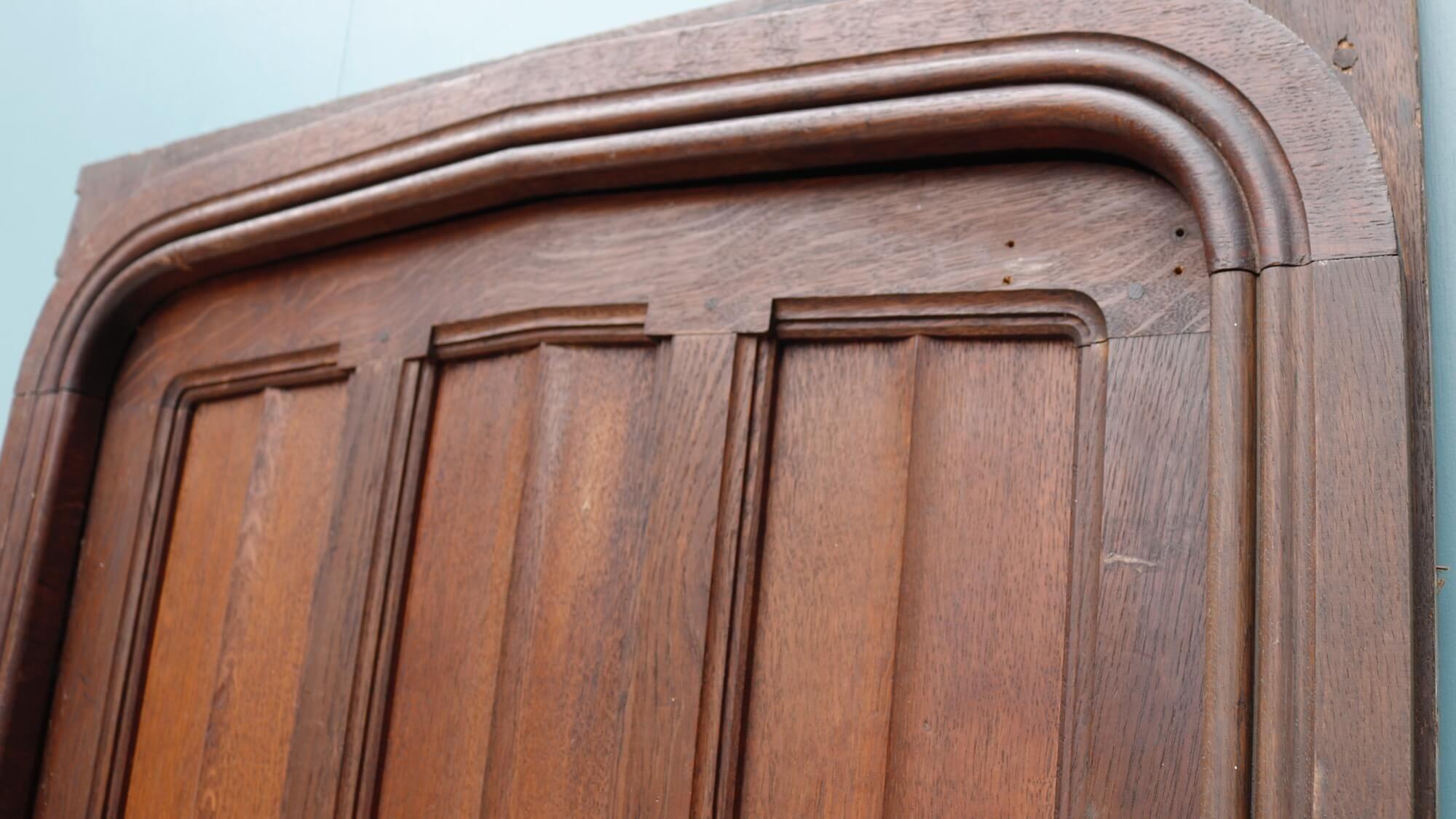 Antique Edwardian Oak Door with Frame In Fair Condition For Sale In Wormelow, Herefordshire