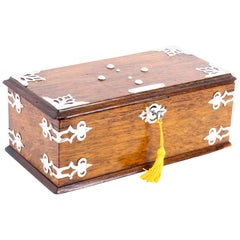 Wood Cigar Boxes and Humidors