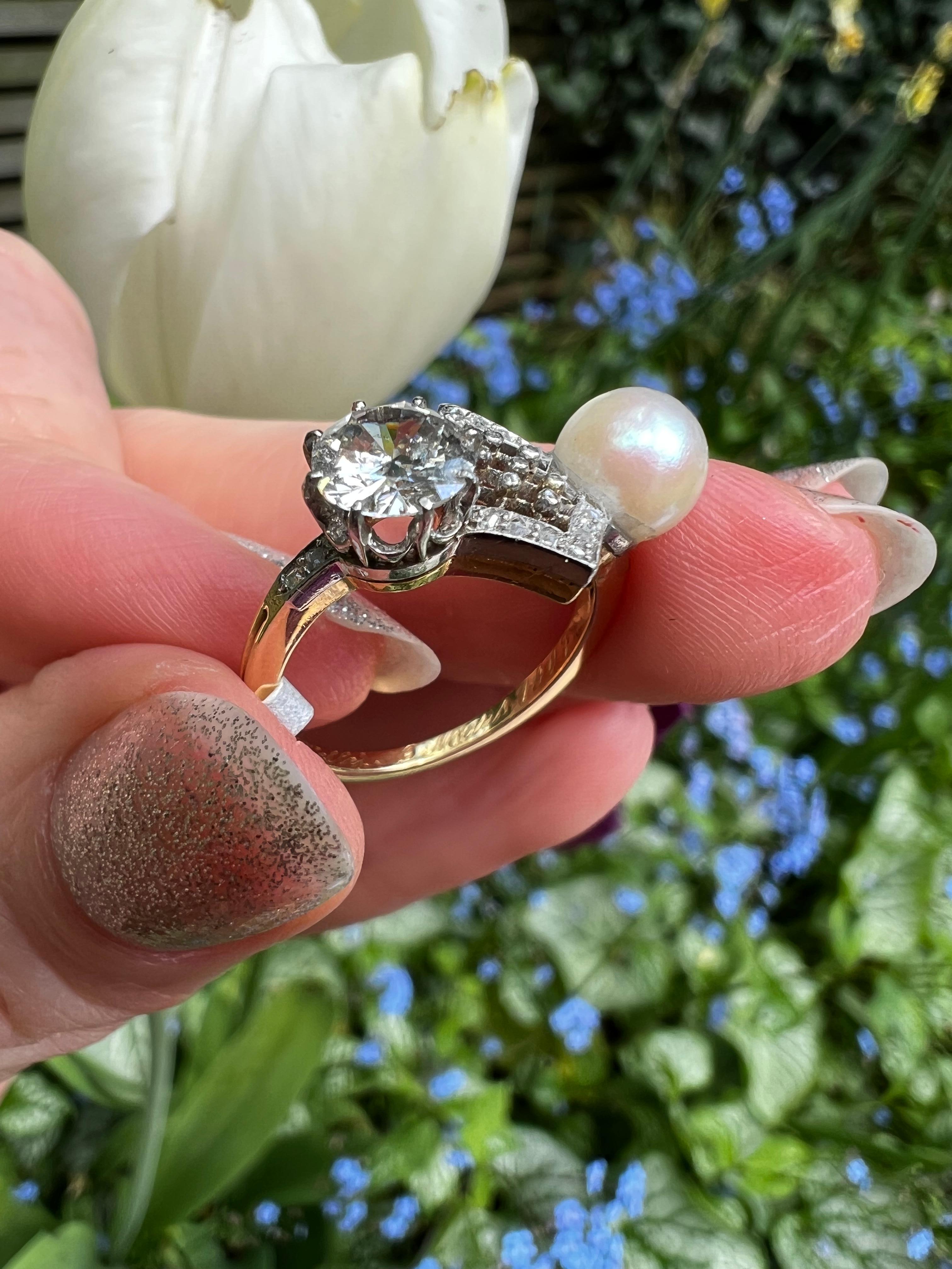 Antique Edwardian Old Cut Diamond and Natural Pearl Ring In Good Condition In London, GB