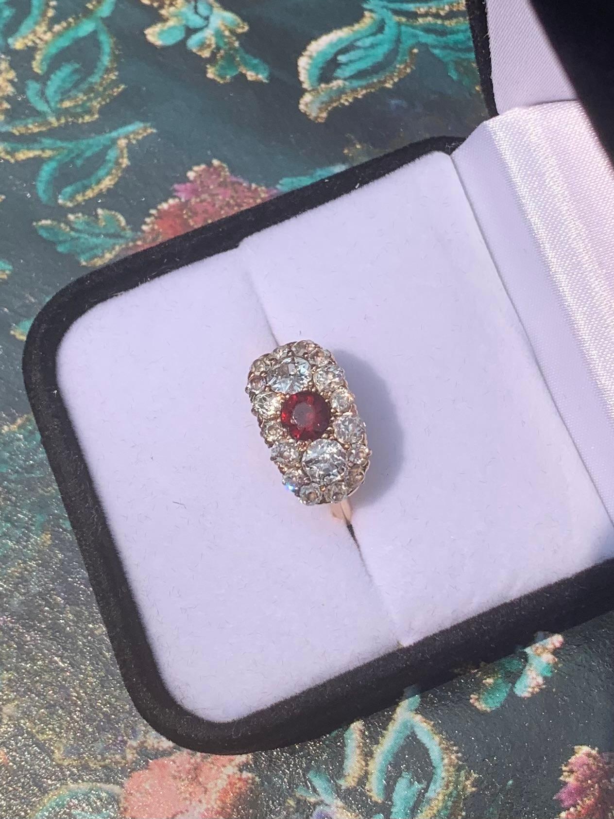 Bague ancienne édouardienne en or jaune 18 carats, diamant taille européenne et grenat en vente 6