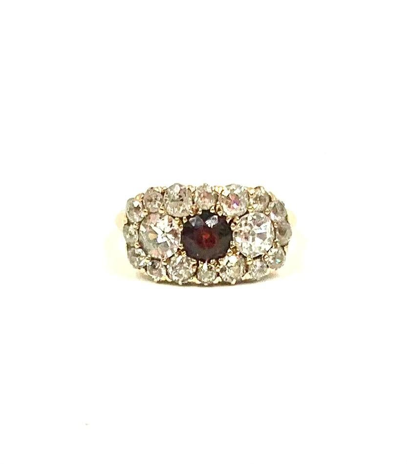 Bague ancienne édouardienne en or jaune 18 carats, diamant taille européenne et grenat en vente 1