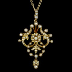 Antique Edwardian Pearl Pendant Necklace in 15ct Gold, circa 1901-1915