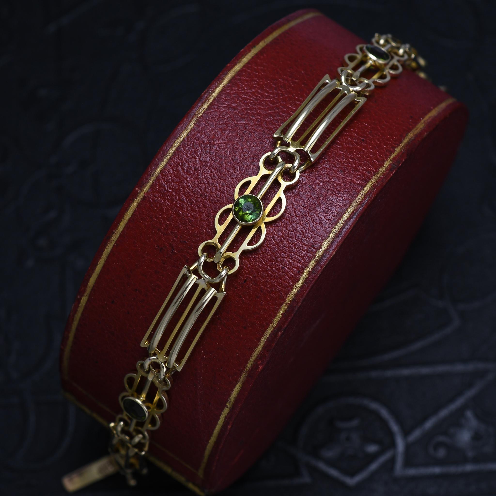 Women's or Men's Antique Edwardian Peridot Gate-Link Bracelet