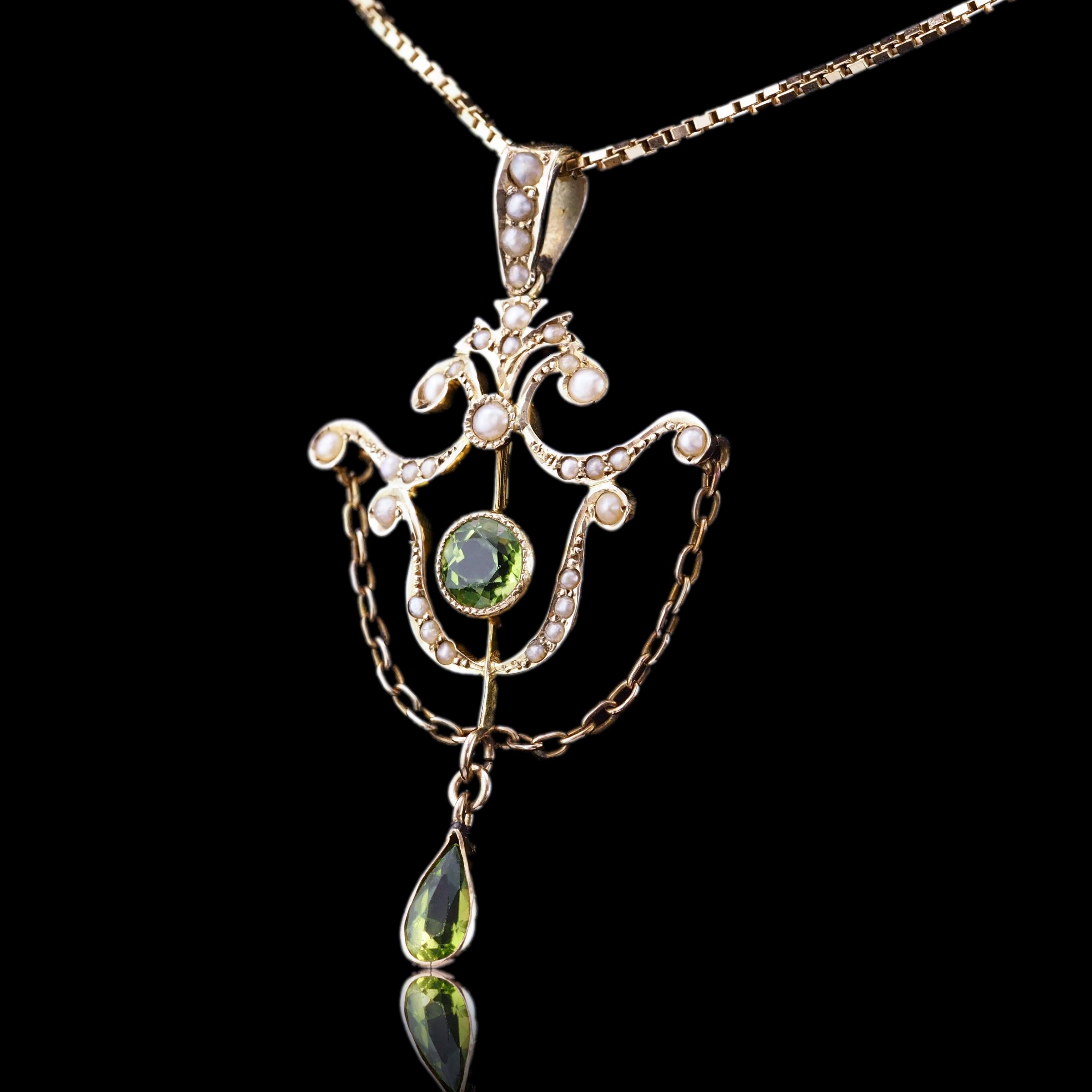 Antique Edwardian Peridot & Seed Pearl Pendant Necklace 9K Gold - 1909 For Sale 10