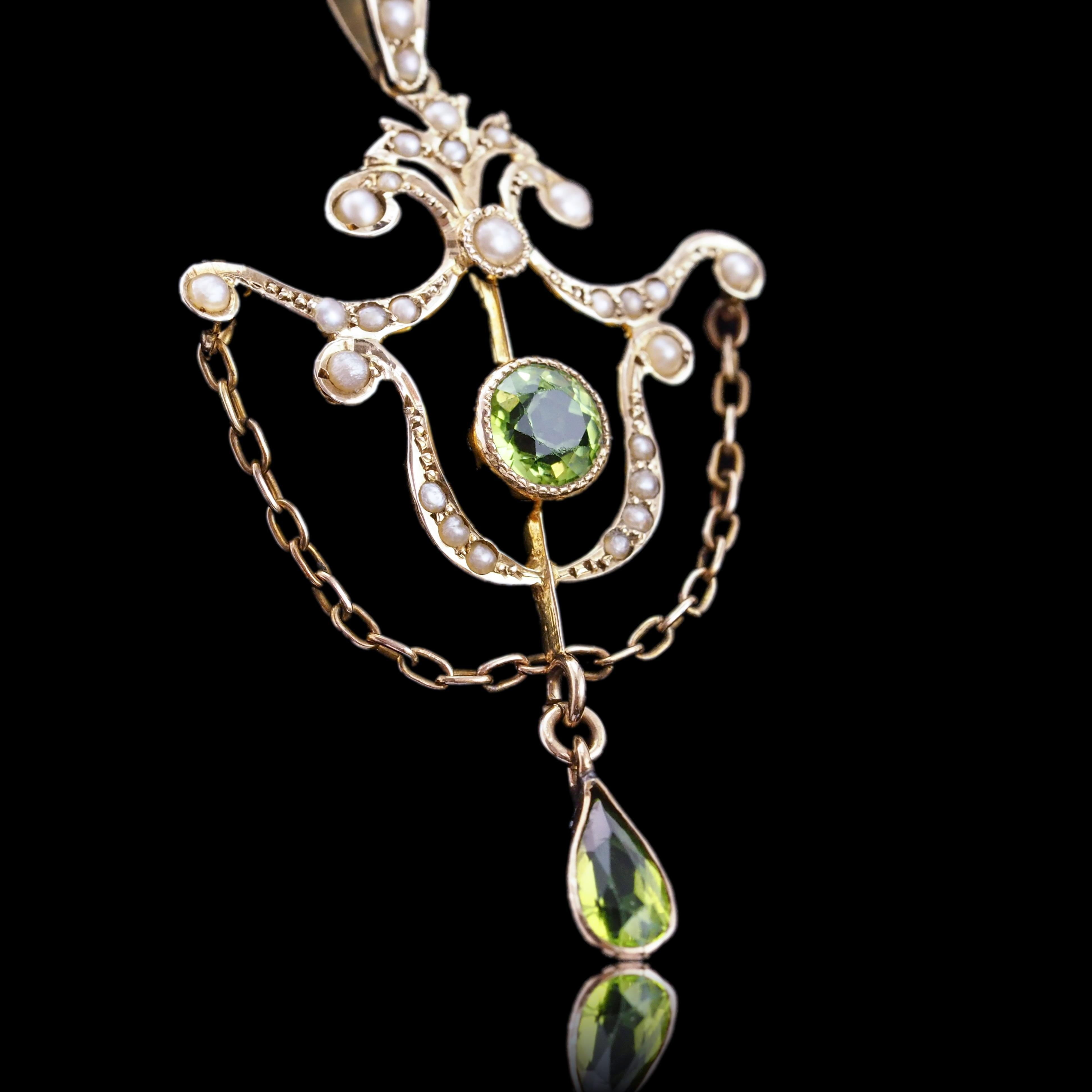 Mixed Cut Antique Edwardian Peridot & Seed Pearl Pendant Necklace 9K Gold - 1909 For Sale