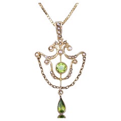 Antique Edwardian Peridot & Seed Pearl Pendant Necklace 9K Gold - 1909