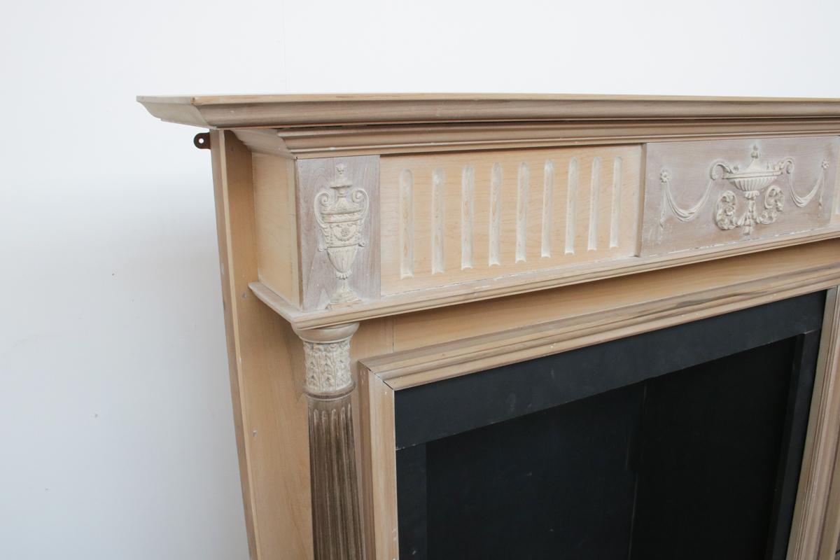 20th Century Antique Edwardian Pillared Pine and Gesso Fire Surround in the Neo-Classical Man