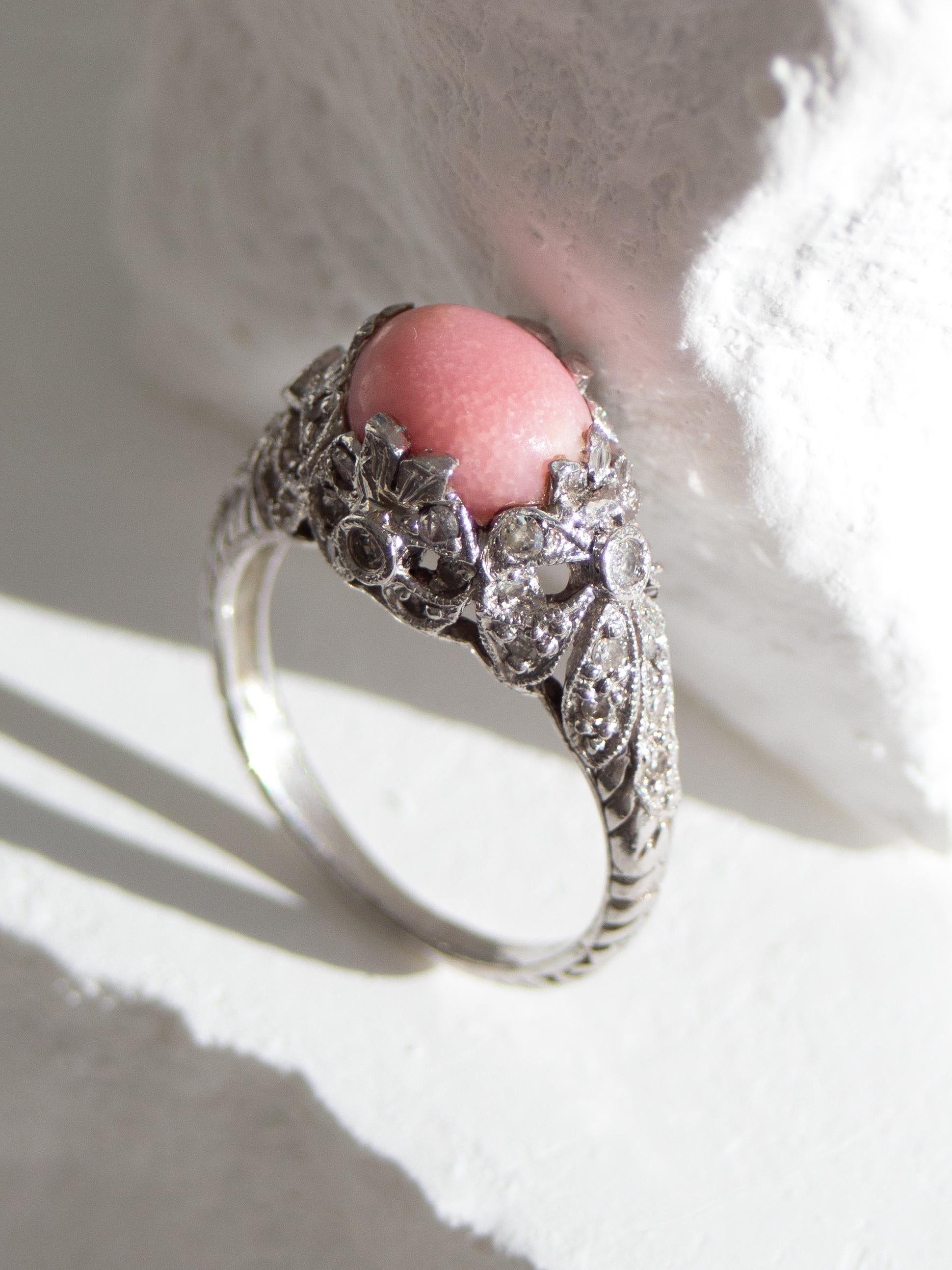 Antique Edwardian Pink Flame Conch Pearl Platinum PT900 Bow Diamond Ring 6.25 For Sale 11