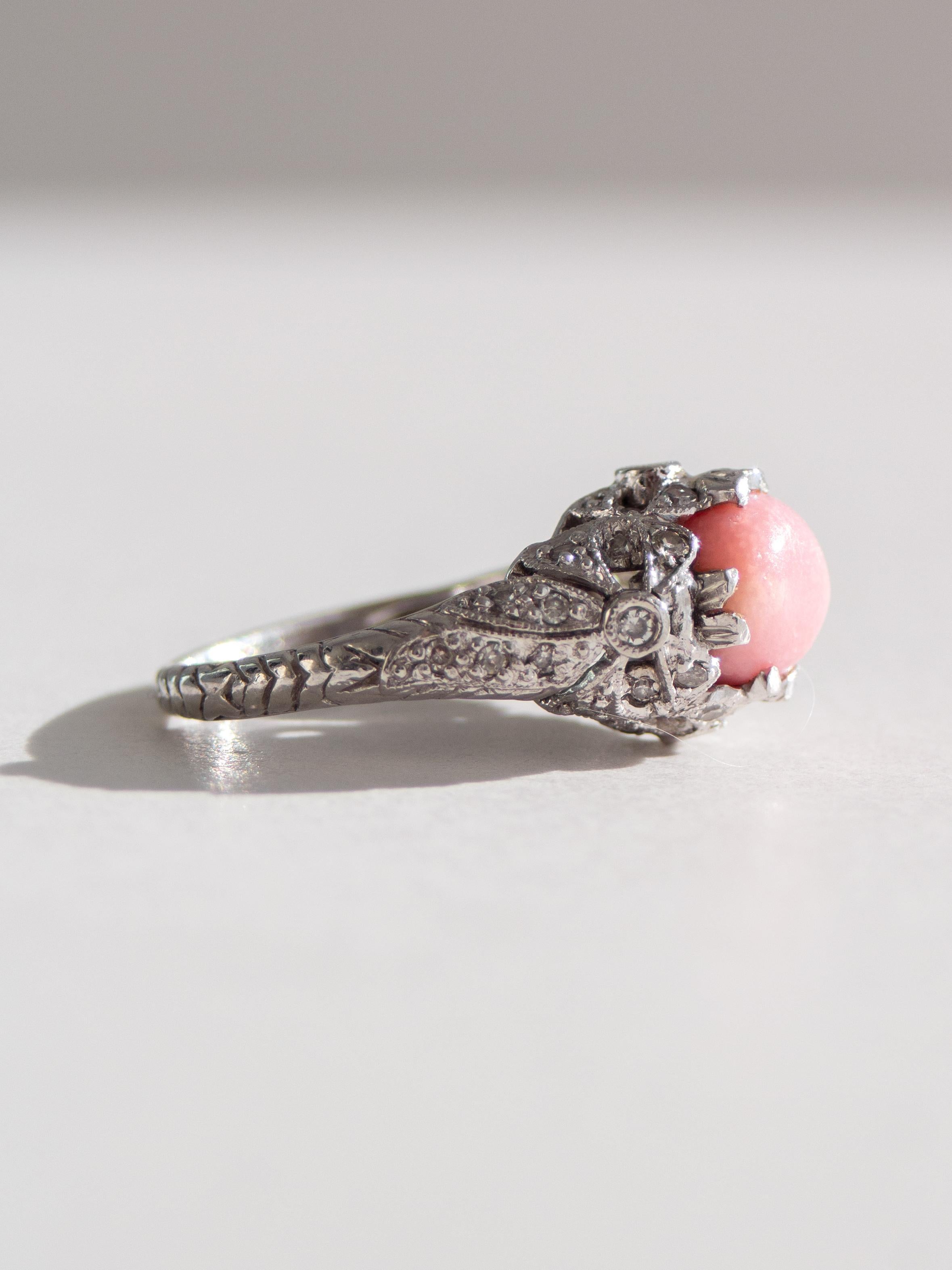 Antique Edwardian Pink Flame Conch Pearl Platinum PT900 Bow Diamond Ring 6.25 For Sale 3