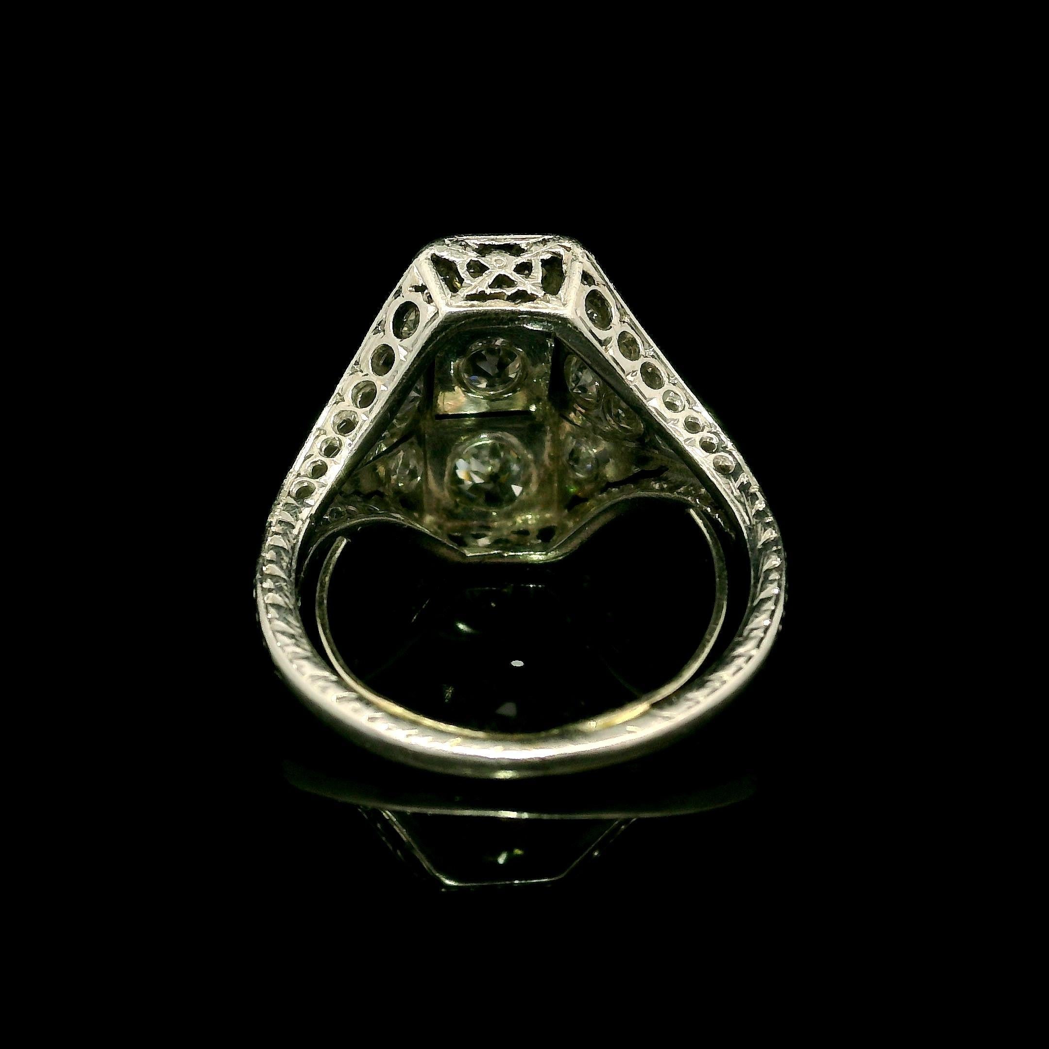 Edoardiano Antique Edwardian Platinum 0.76ctw Old Cut Diamond Stack Look Dinner Ring in vendita