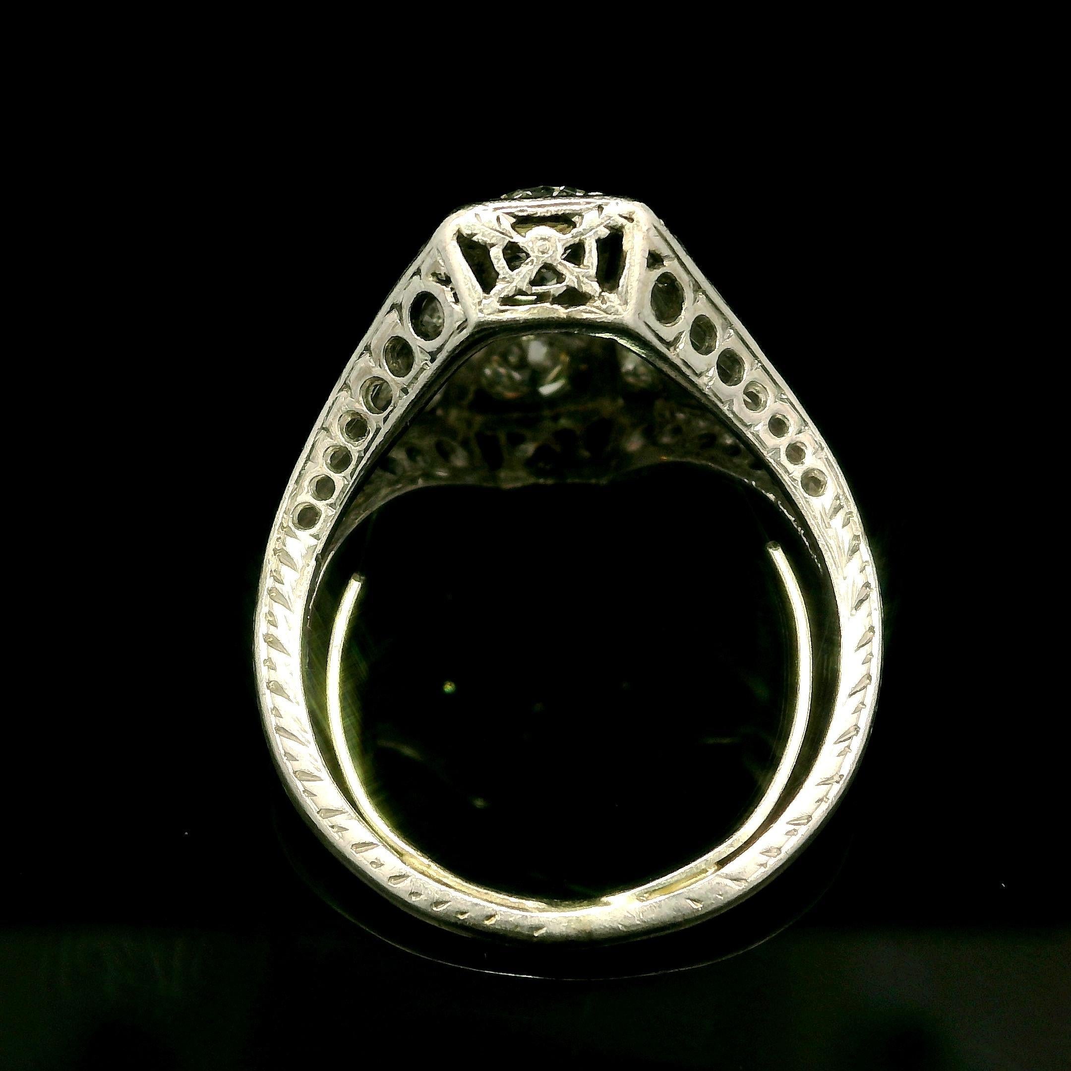 Taglio antico europeo Antique Edwardian Platinum 0.76ctw Old Cut Diamond Stack Look Dinner Ring in vendita