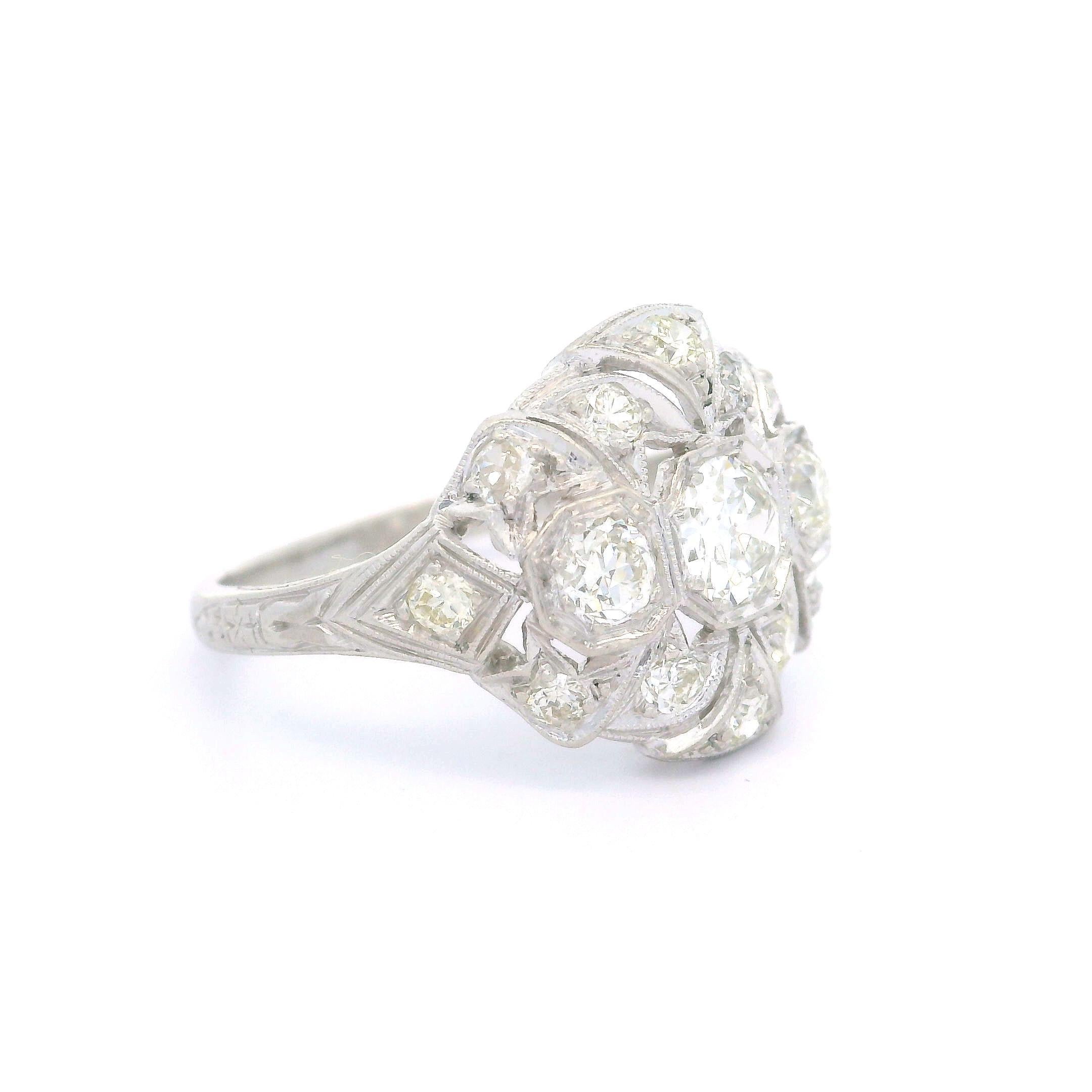 Bague édouardienne ancienne en platine 0,84 carat avec diamant taille simple, vieille Europe et ancienne en vente 2