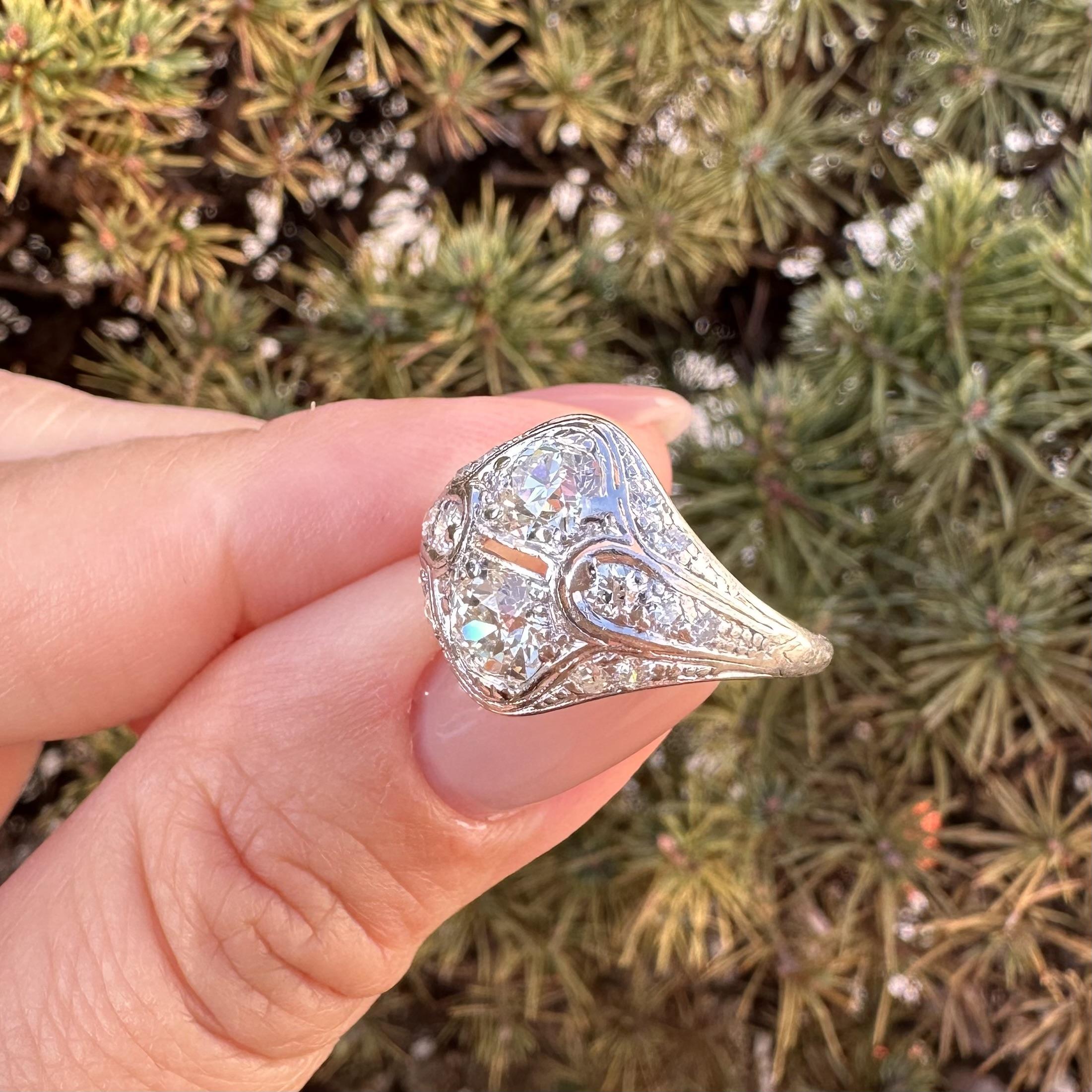 Bague ancienne de style édouardien en platine 1.25ctw Old Cut Dual Diamond Low Profile en vente 11