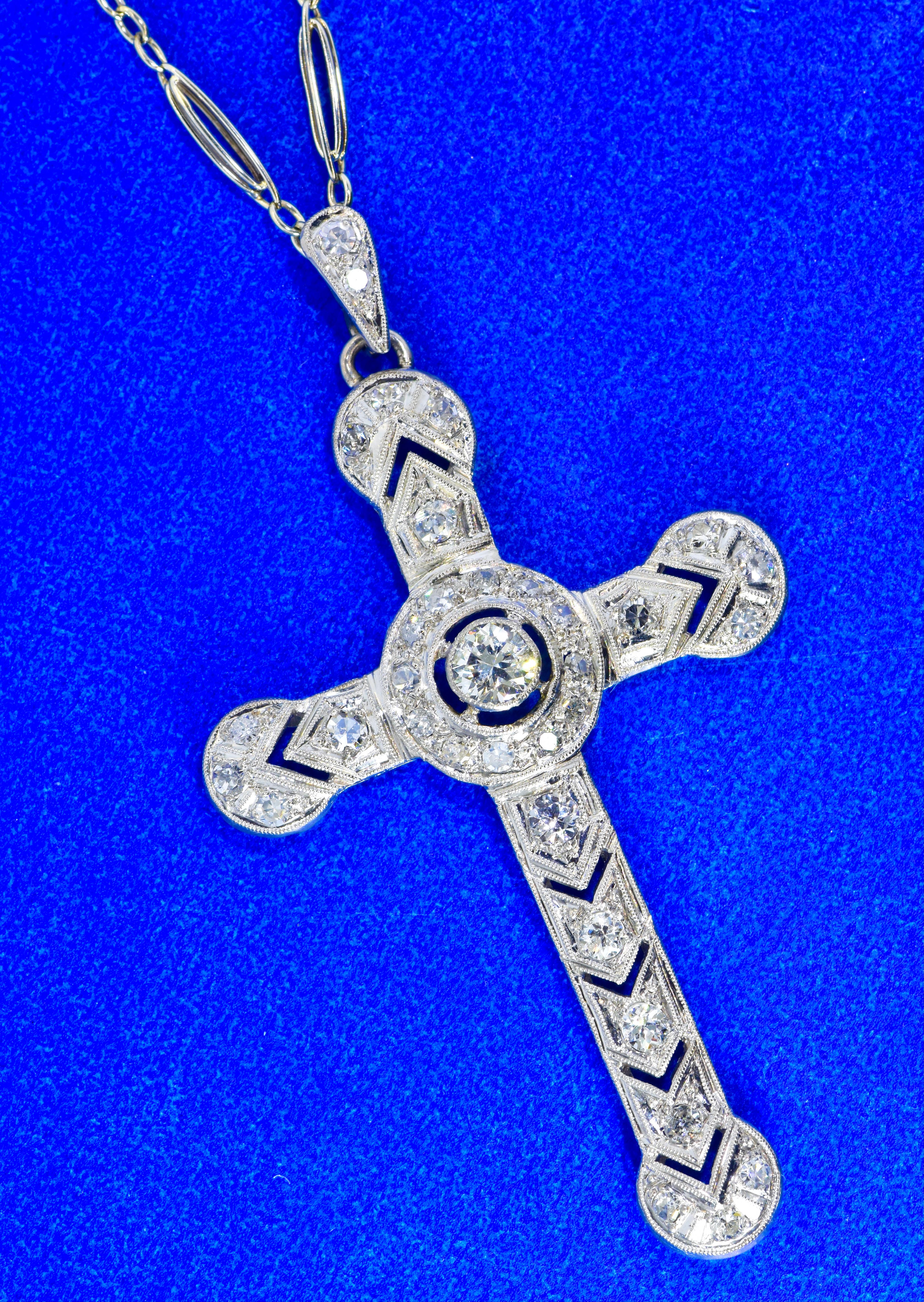 Women's or Men's Antique Edwardian Platinum and Diamond Cross, circa 1910