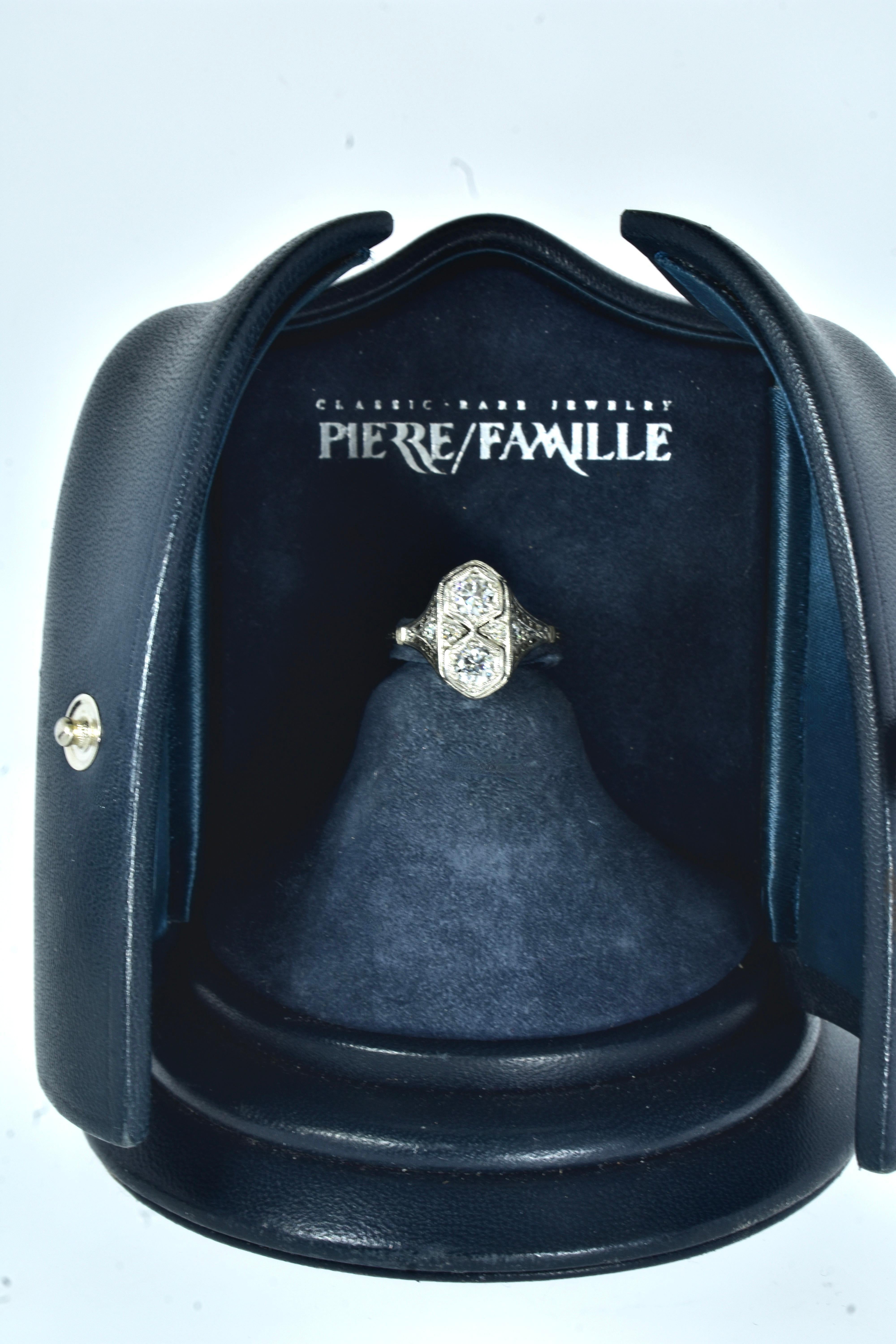 Bague édouardienne ancienne en platine et diamants, vers 1915. en vente 2