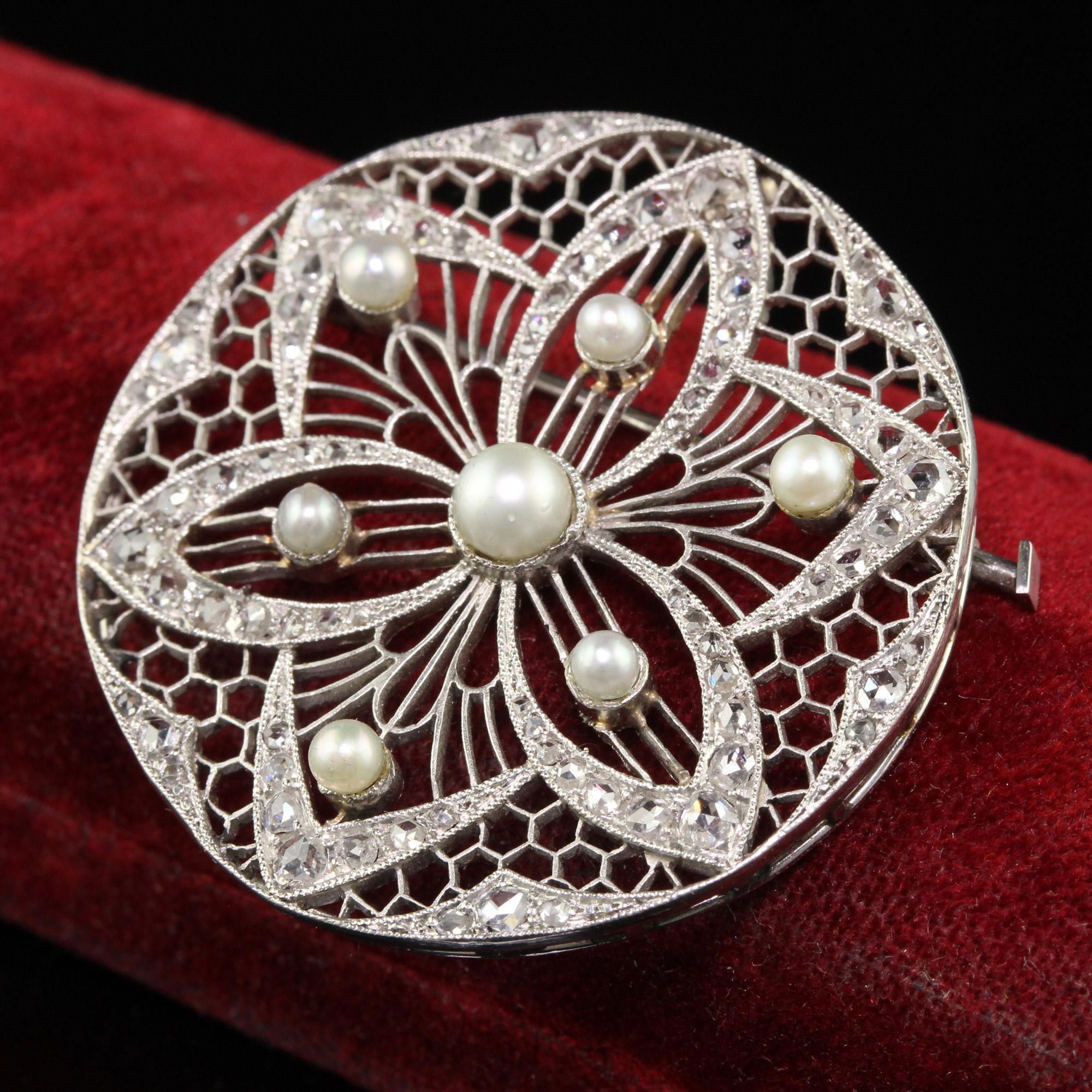 Antique Edwardian Platinum Diamond and Pearl Filigree Pin In Good Condition For Sale In Great Neck, NY