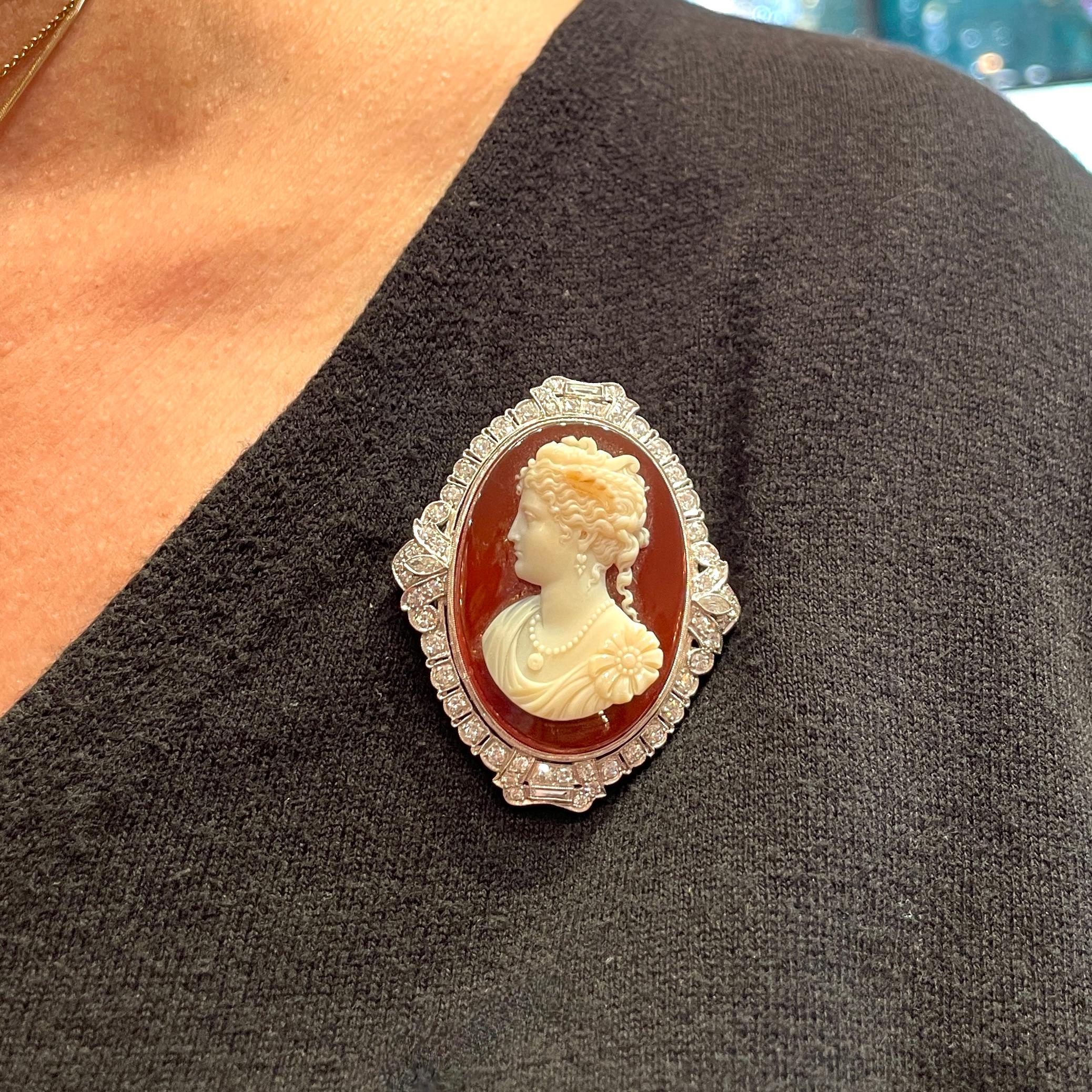 da uomo o donna Antico spillone/pendente edoardiano in platino e cammeo di diamanti in vendita