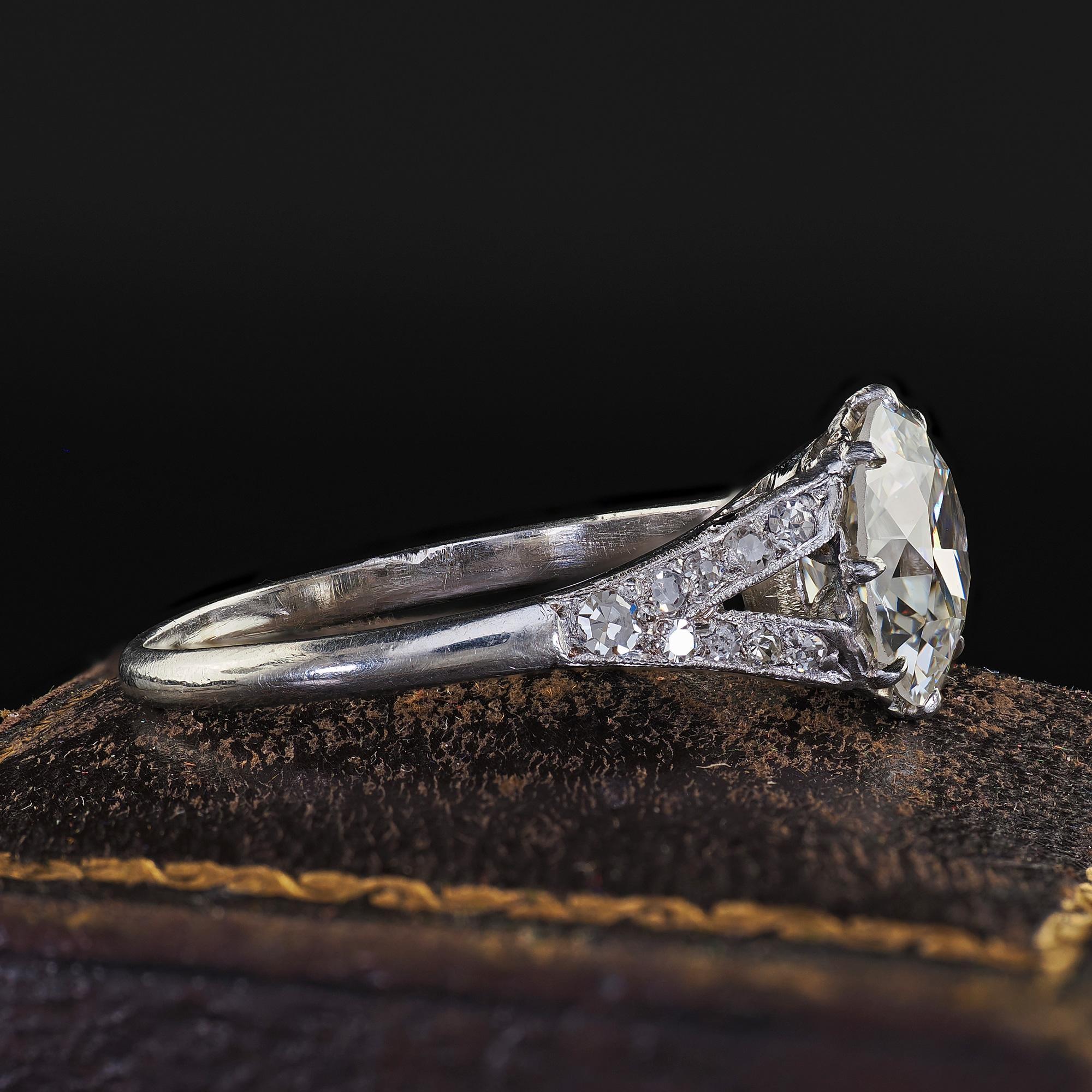 Antique Edwardian Platinum Old Euro Diamond Low Profile Engagement Ring - GIA In Good Condition For Sale In Great Neck, NY