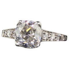 Antiker edwardianischer filigraner Verlobungsring aus Platin mit Diamanten im alten Minenschliff - GIA