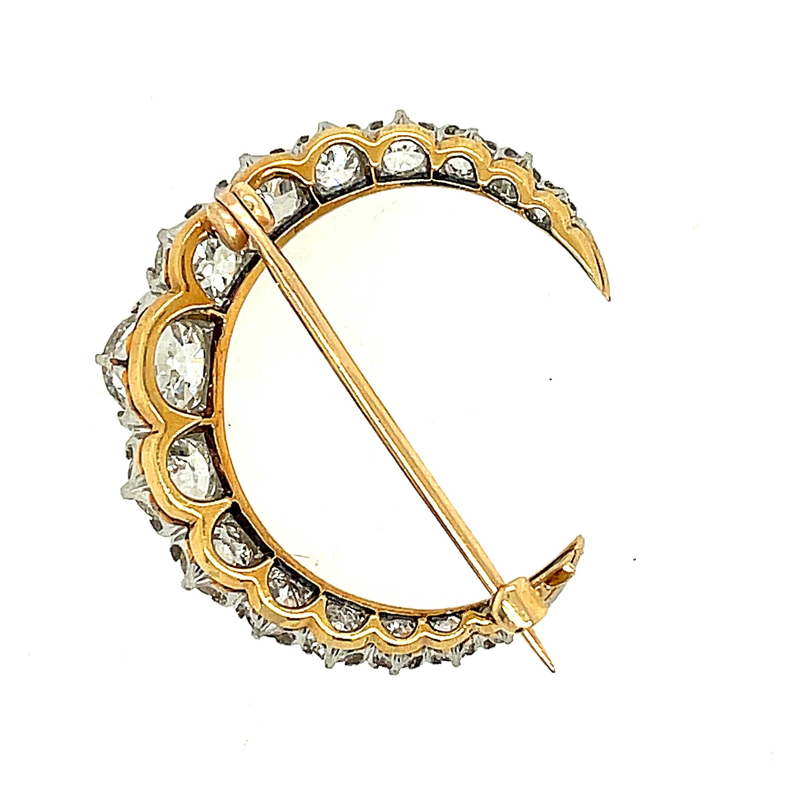 Antique Edwardian Platinum Topped Gold Old European Cut Diamond Crescent Pin In Good Condition In New York, NY