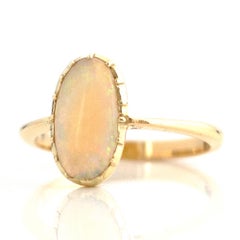Anello antico edoardiano in oro 18 carati con opale prezioso