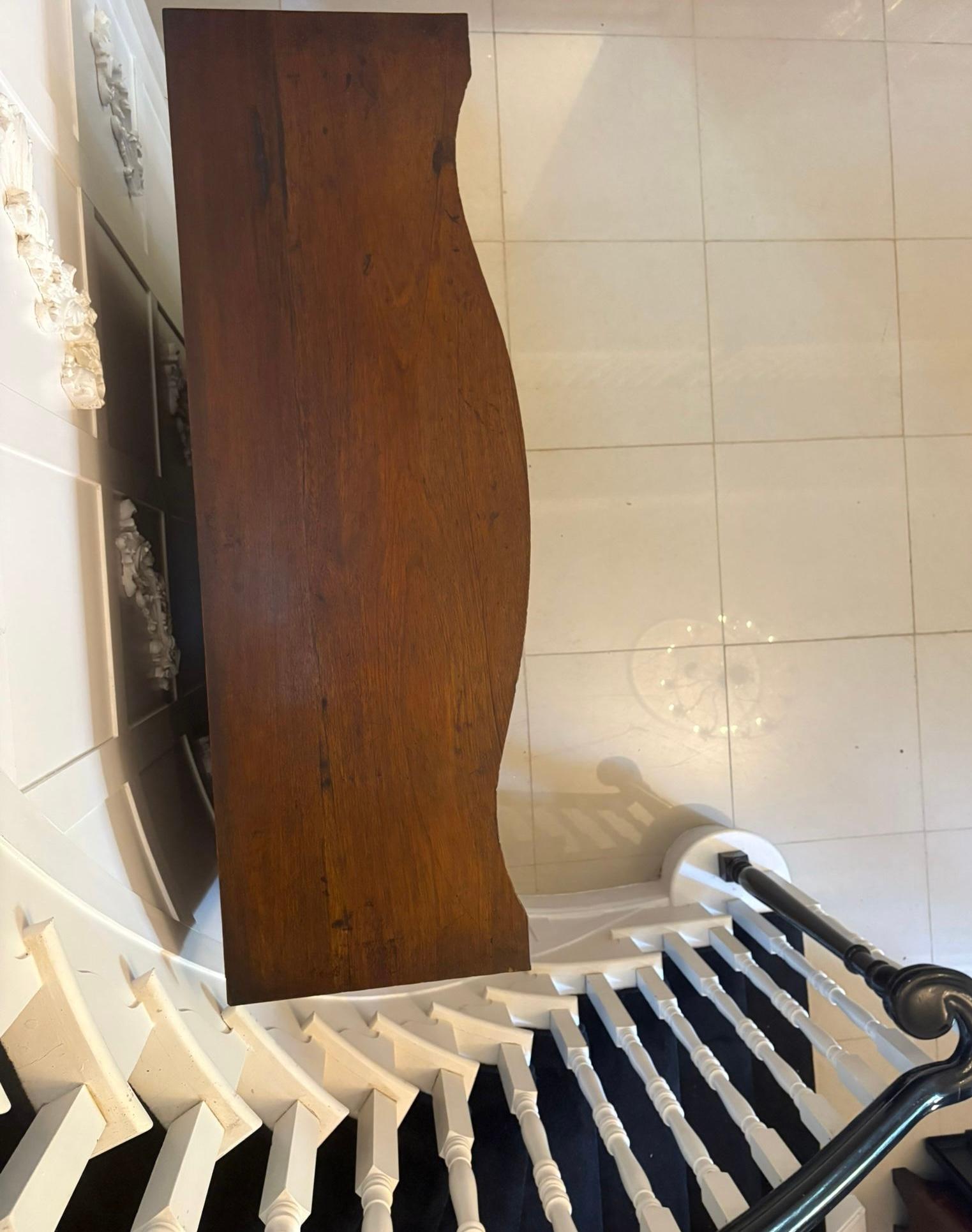 Ancienne vitrine en ronce de noyer de qualité édouardienne en vente 3