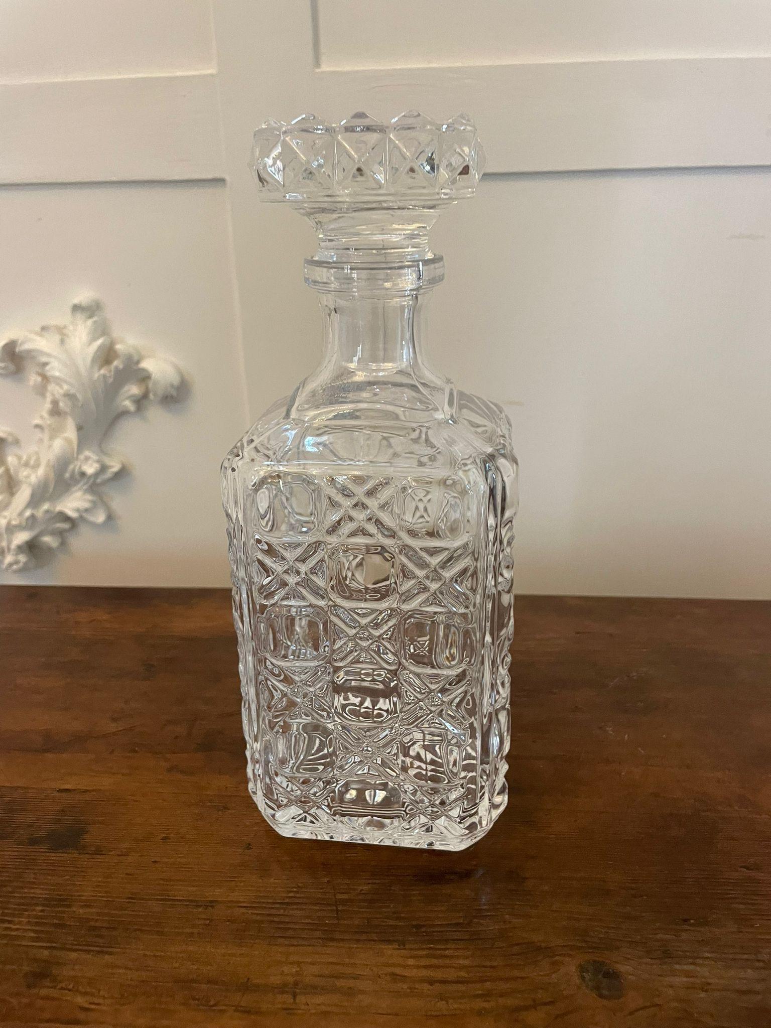 Ancienne carafe en verre taillé de qualité édouardienne en vente 1