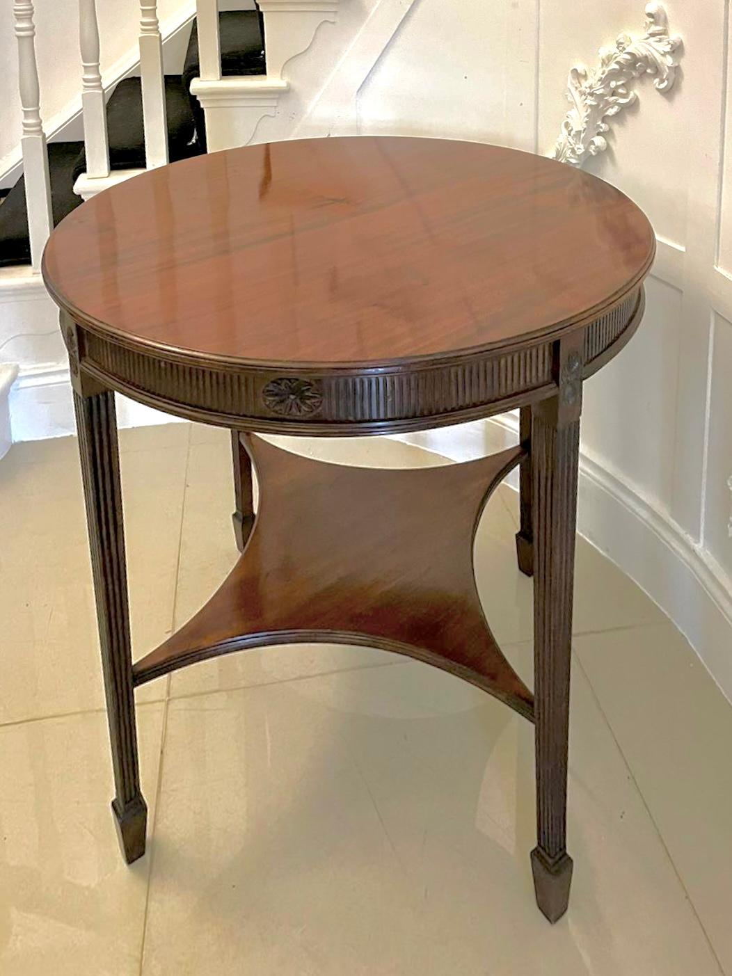 Antique Edwardian Quality Figured Mahogany Circular Centre Table For Sale 5