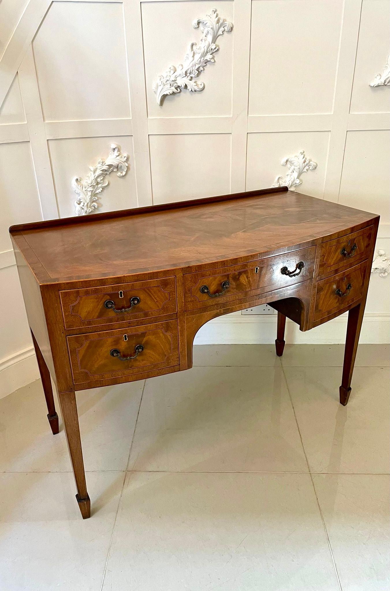 Early 20th Century Antique Edwardian Quality Inlaid Figured Mahogany Bow Fronted Side Table For Sale