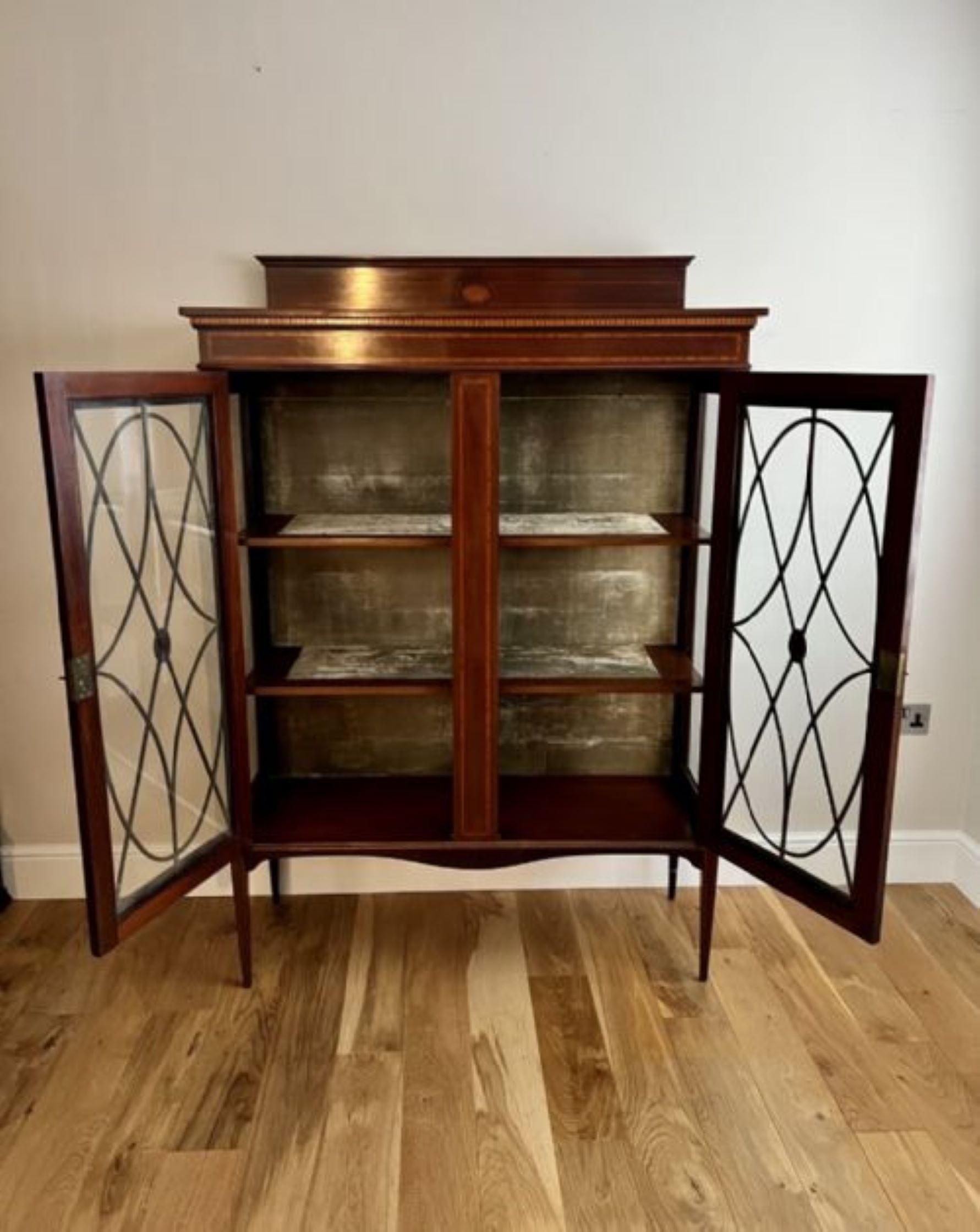 Antique Edwardian quality inlaid mahogany display cabinet  For Sale 1