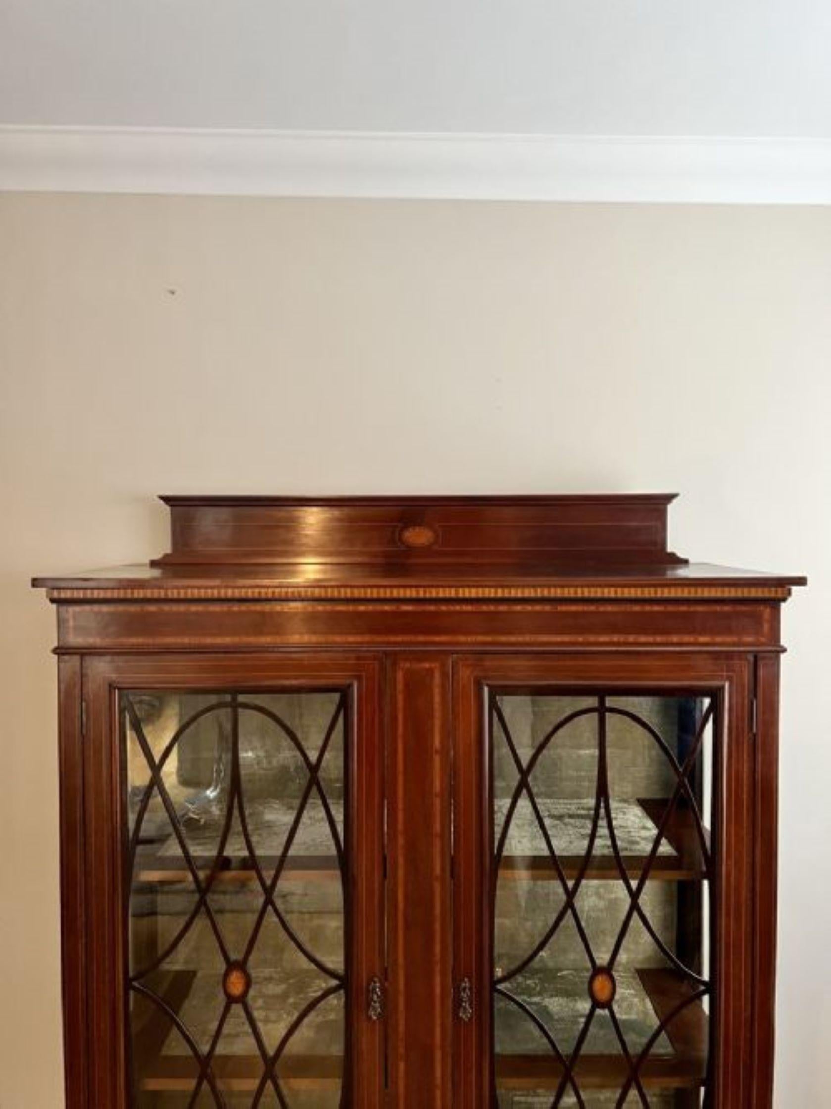 Antique Edwardian quality inlaid mahogany display cabinet  For Sale 2