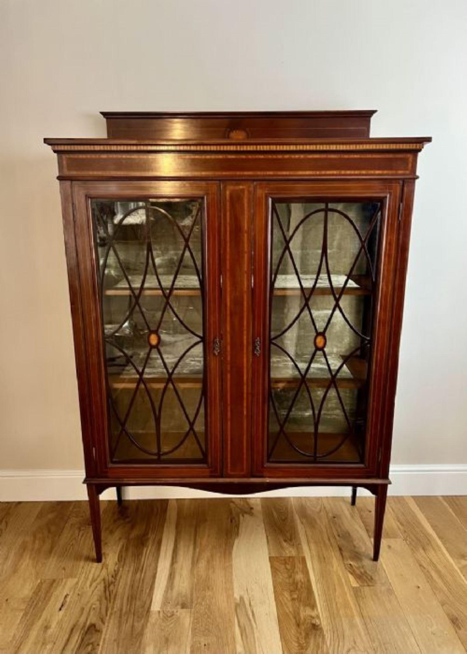 Antique Edwardian quality inlaid mahogany display cabinet  For Sale 3
