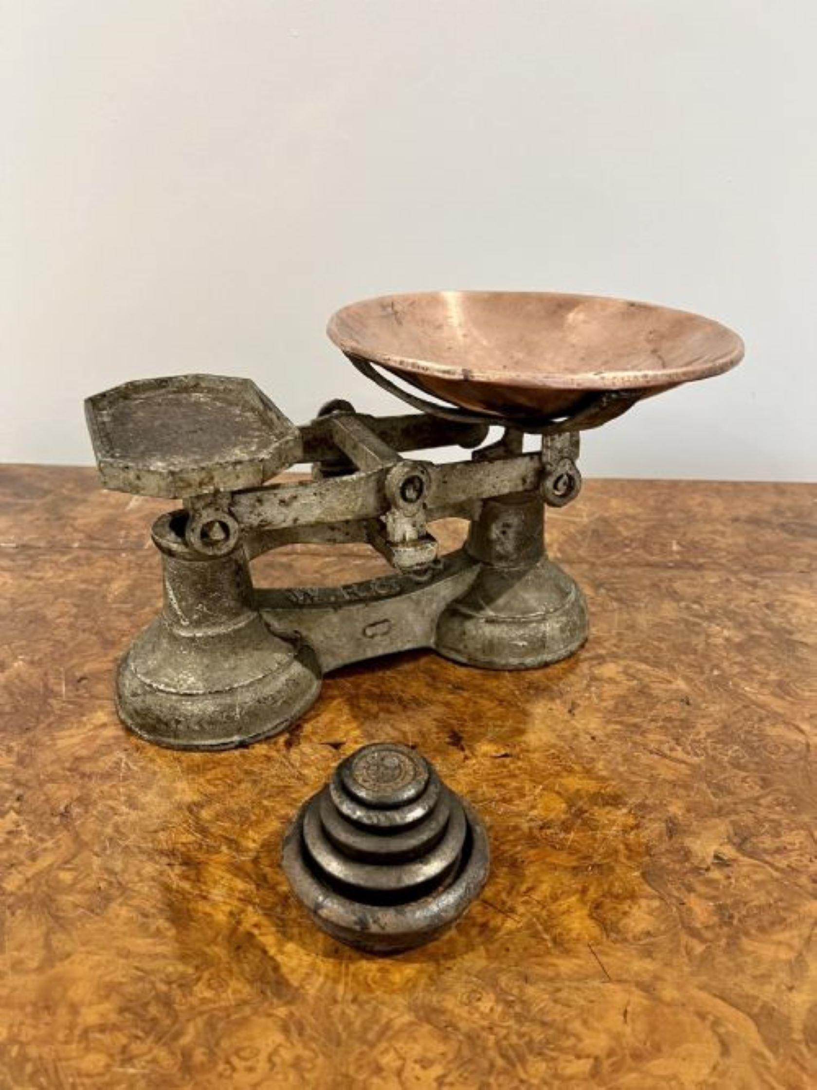 Balance ancienne en fer et cuivre de qualité édouardienne  Bon état - En vente à Ipswich, GB