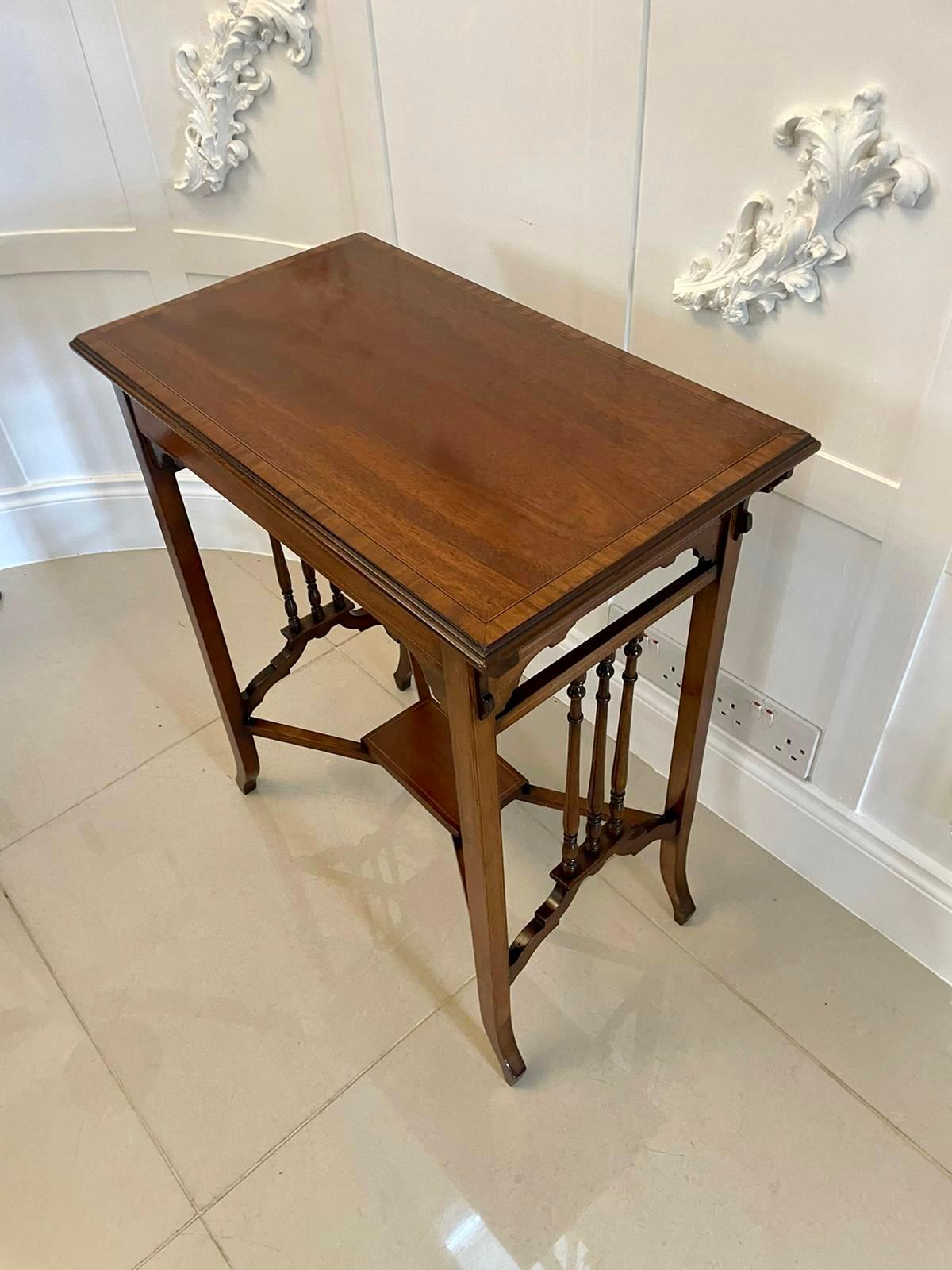 Antique Edwardian Quality Mahogany Inlaid Lamp Table  In Good Condition For Sale In Suffolk, GB
