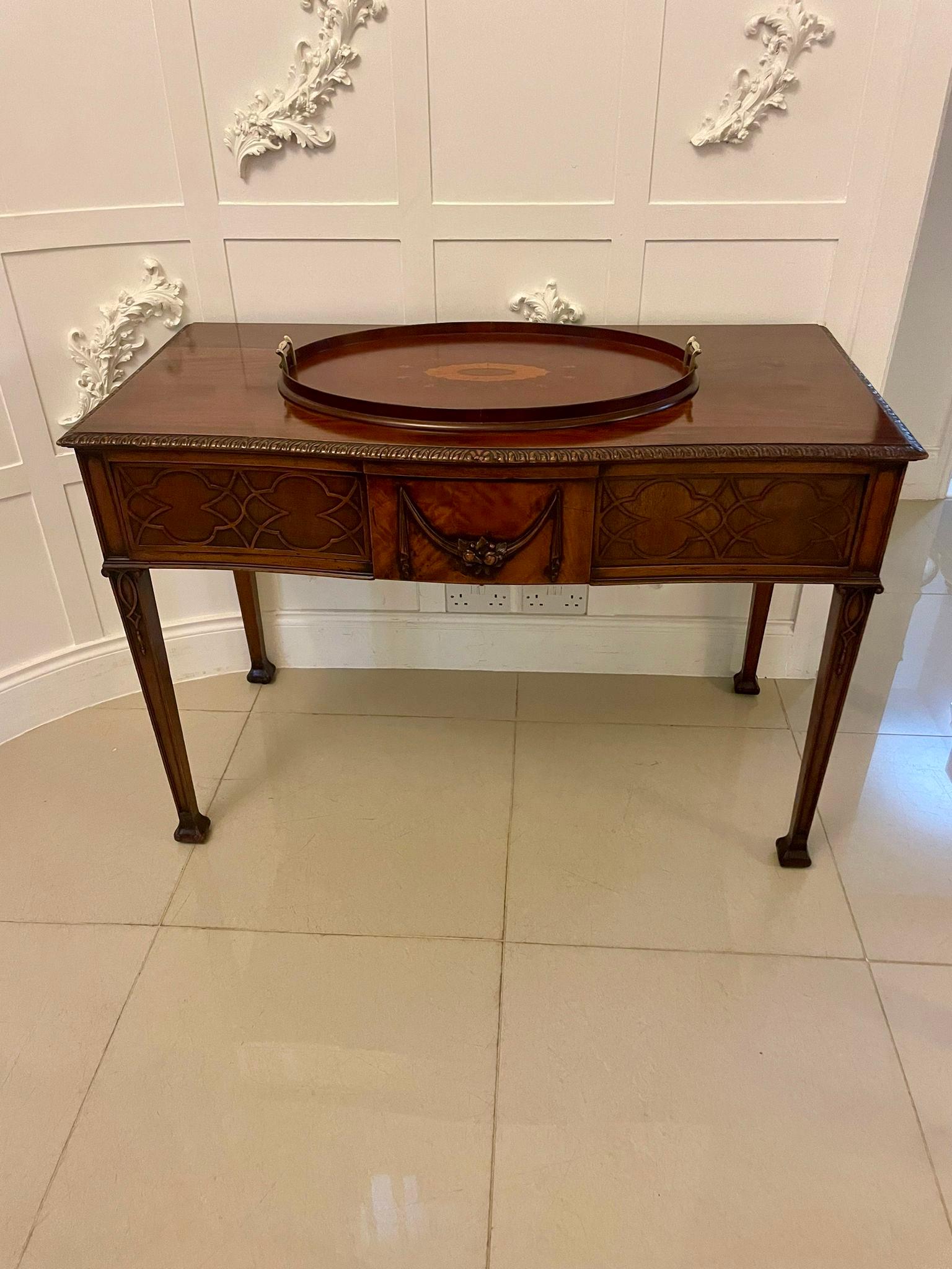 Antigua bandeja de té ovalada de caoba con incrustaciones de calidad eduardiana Inglés en venta