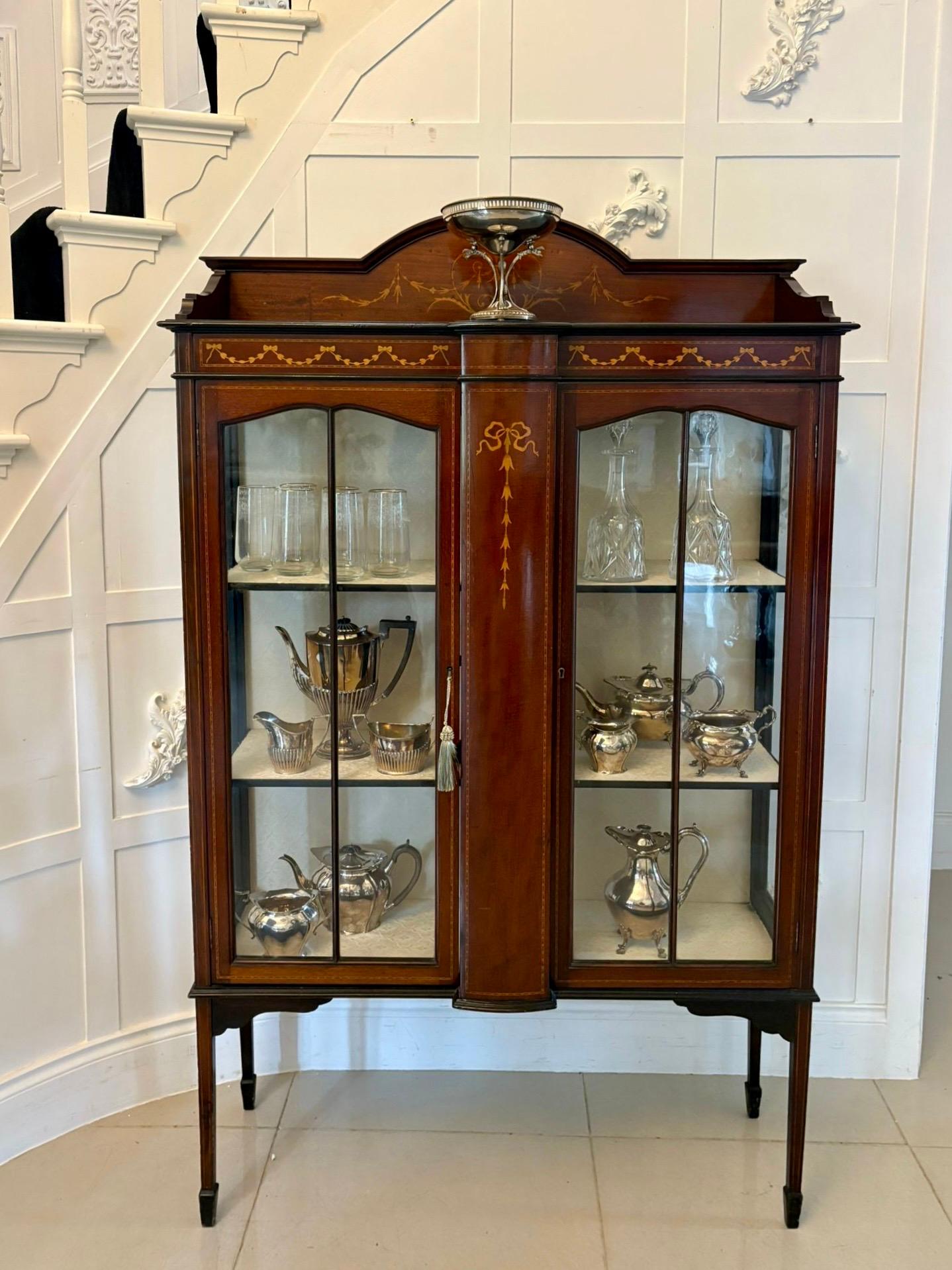 Edoardiano Antique Edwardian Quality Mahogany Inlaid Satinwood Display Cabinet