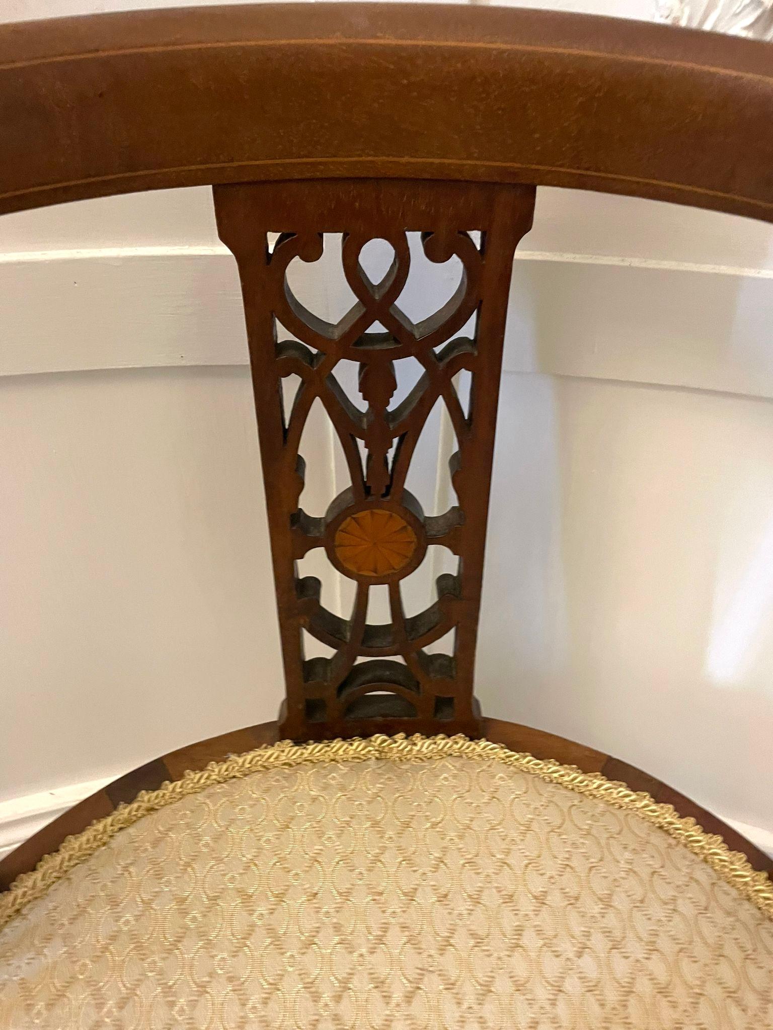 Silla de bañera antigua de caoba con incrustaciones de calidad eduardiana Incrustación en venta