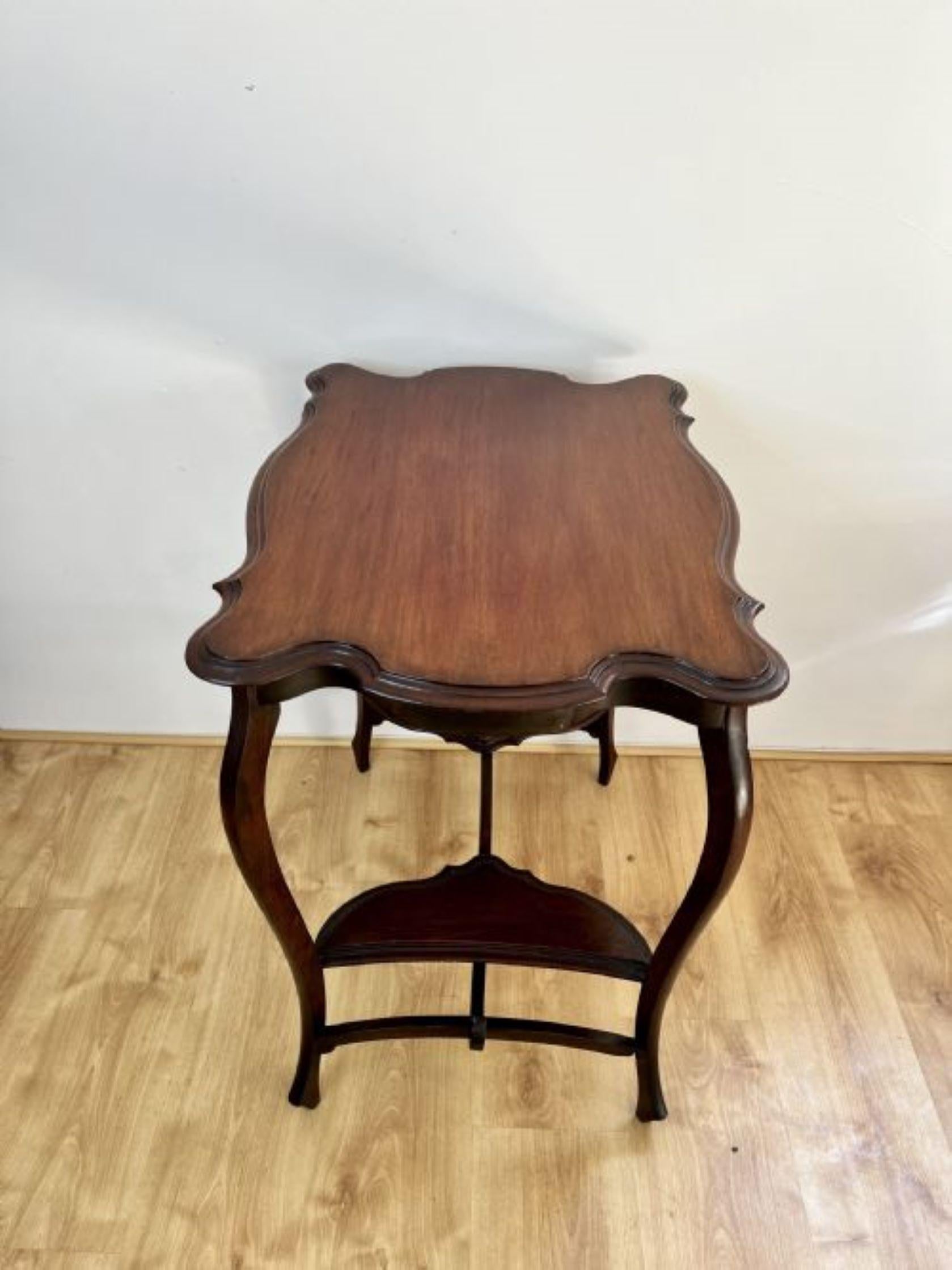 Antique Edwardian quality mahogany lamp table  In Good Condition For Sale In Ipswich, GB
