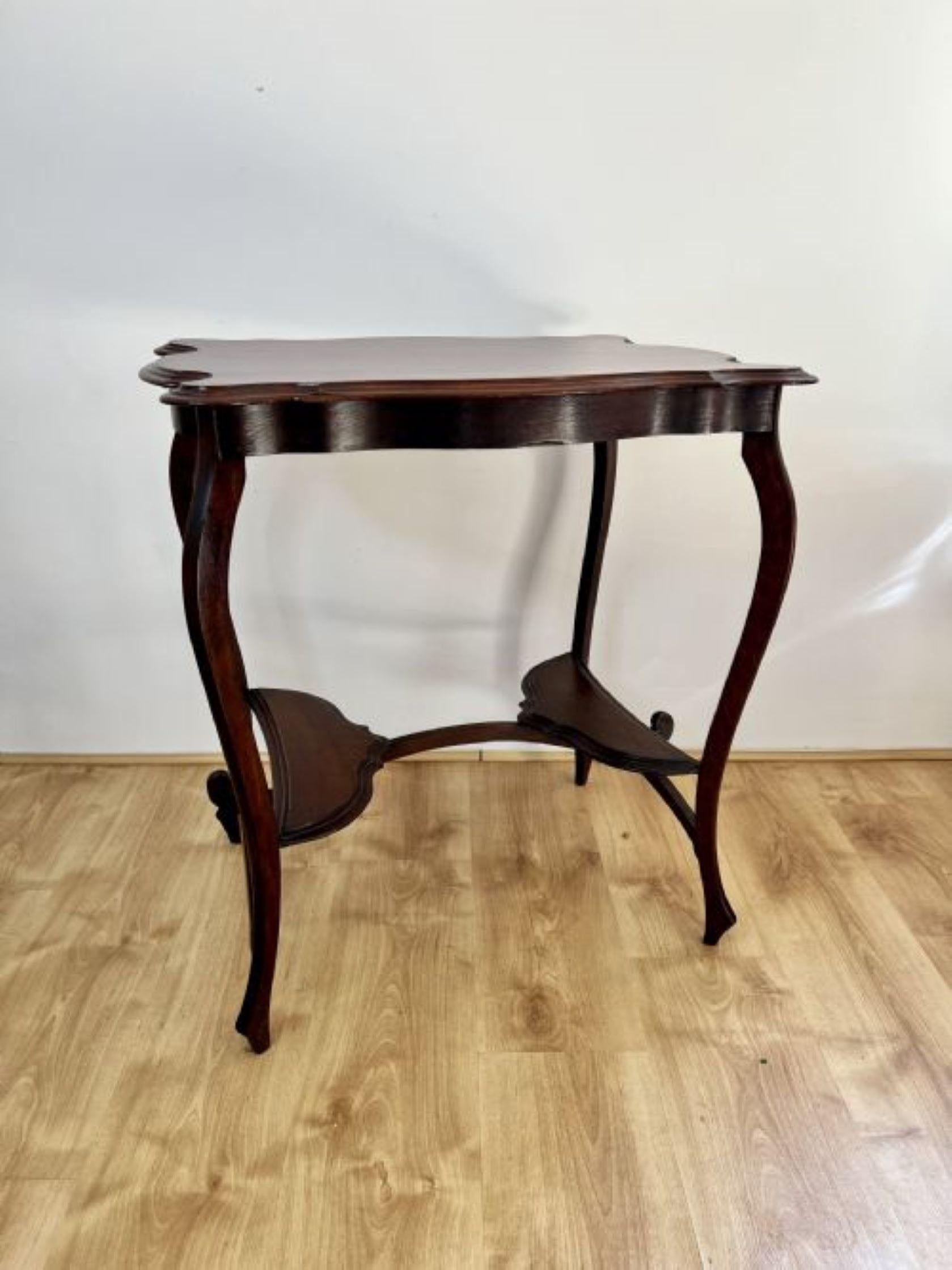 Antique Edwardian quality mahogany lamp table  For Sale 1
