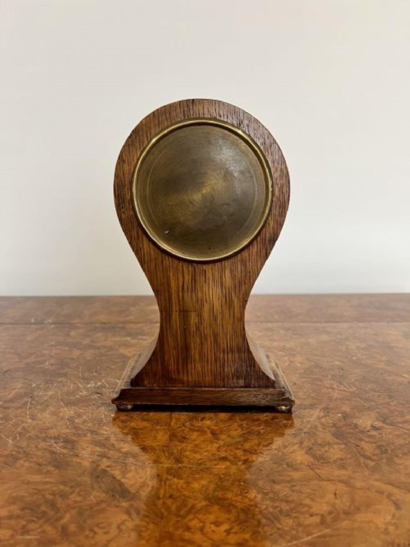 Antique Edwardian quality oak and fan marquetry inlaid balloon shaped clock In Good Condition For Sale In Ipswich, GB