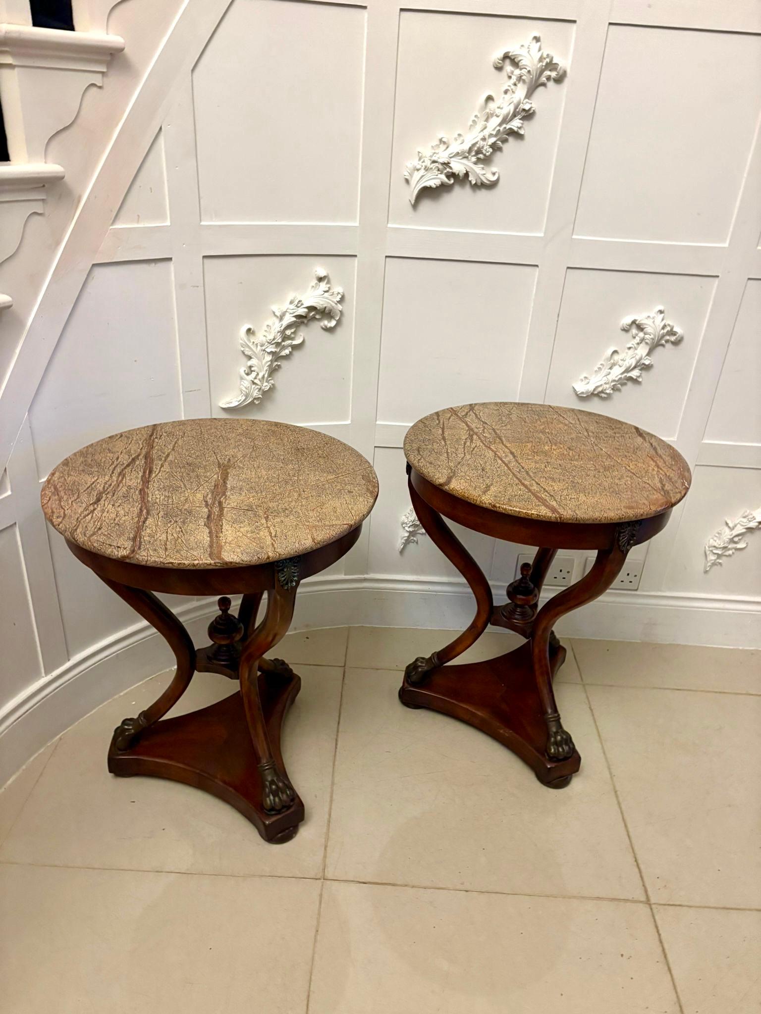 Antique Edwardian Quality Pair of French Marble-Top Gueridon Side / Lamp Tables en vente 7