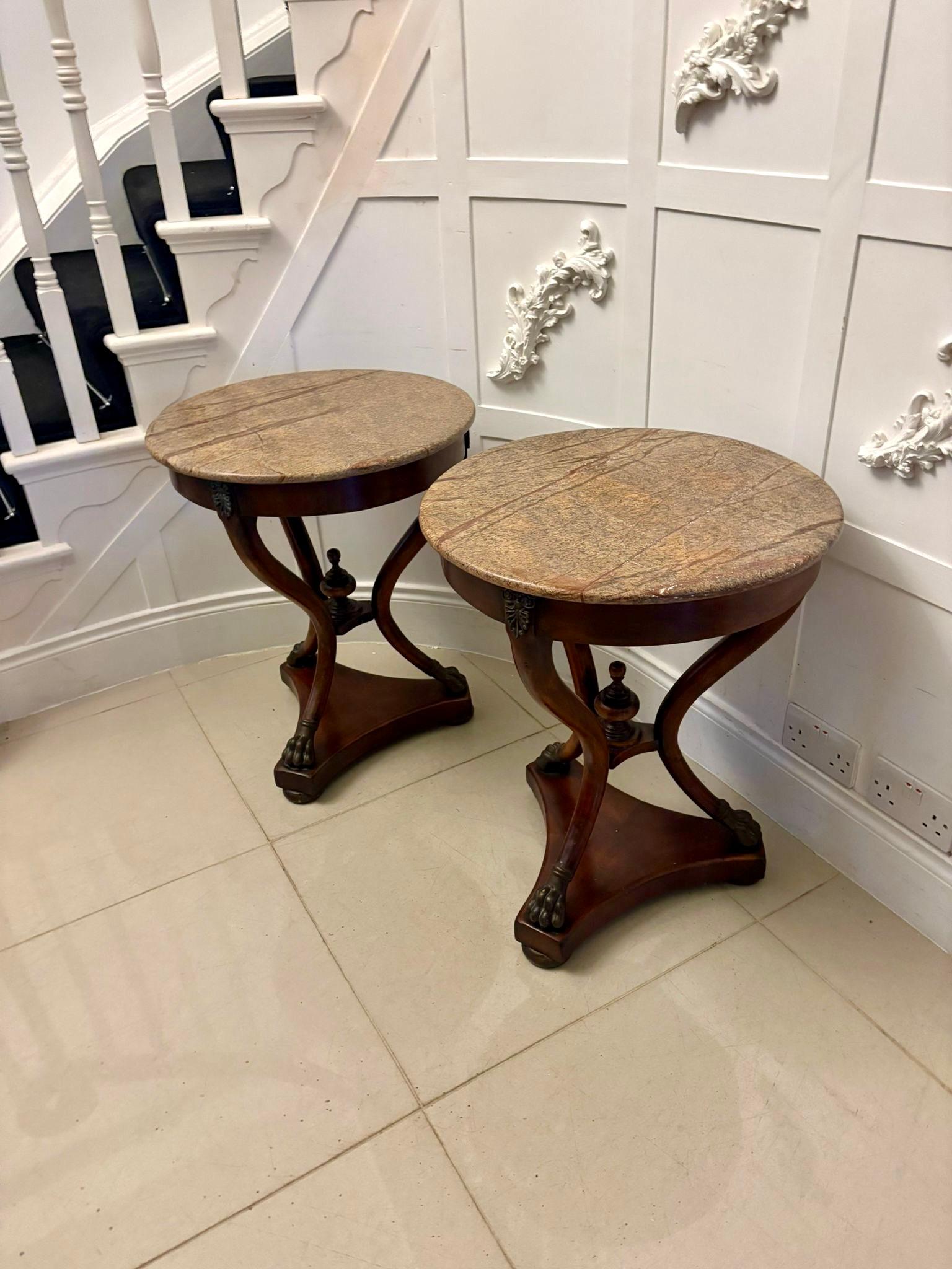 Antique Edwardian Quality Pair of French Marble-Top Gueridon Side / Lamp Tables en vente 8