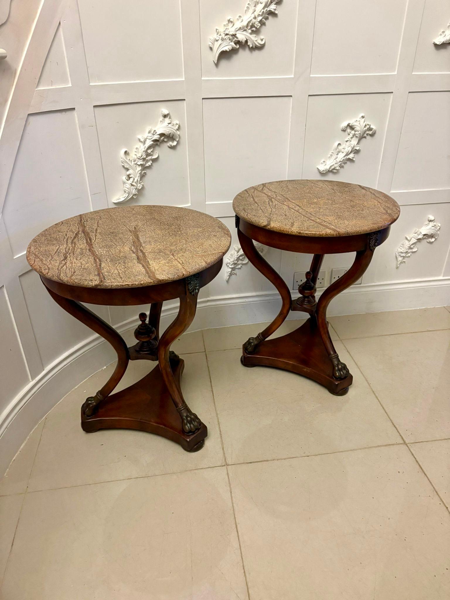 Édouardien Antique Edwardian Quality Pair of French Marble-Top Gueridon Side / Lamp Tables en vente