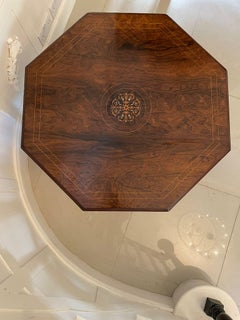 Table basse ancienne de qualité édouardienne en bois de rose incrusté