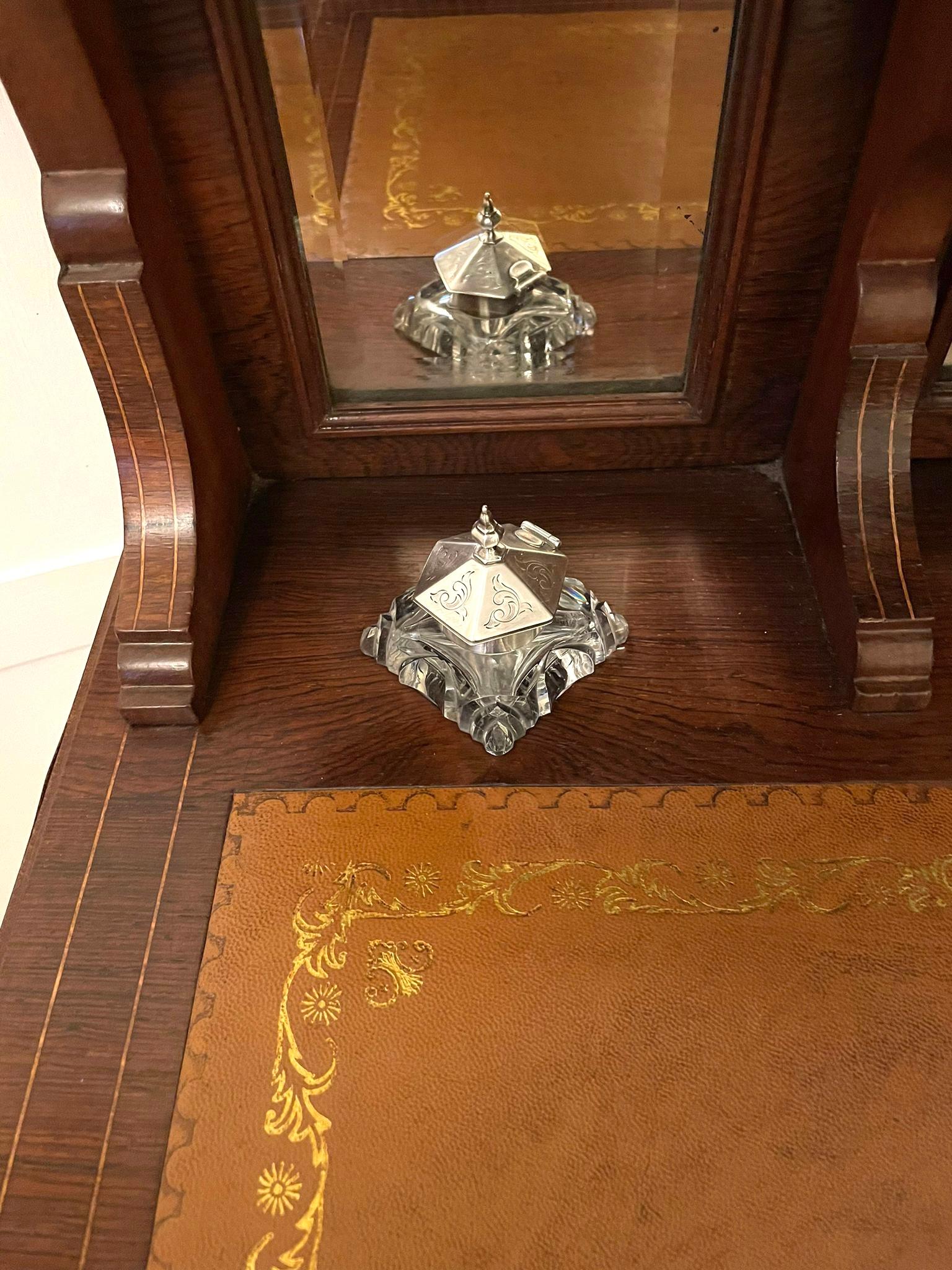 Antiker Schreibtisch aus Palisanderholz mit Intarsien in edwardianischer Qualität im Angebot 7