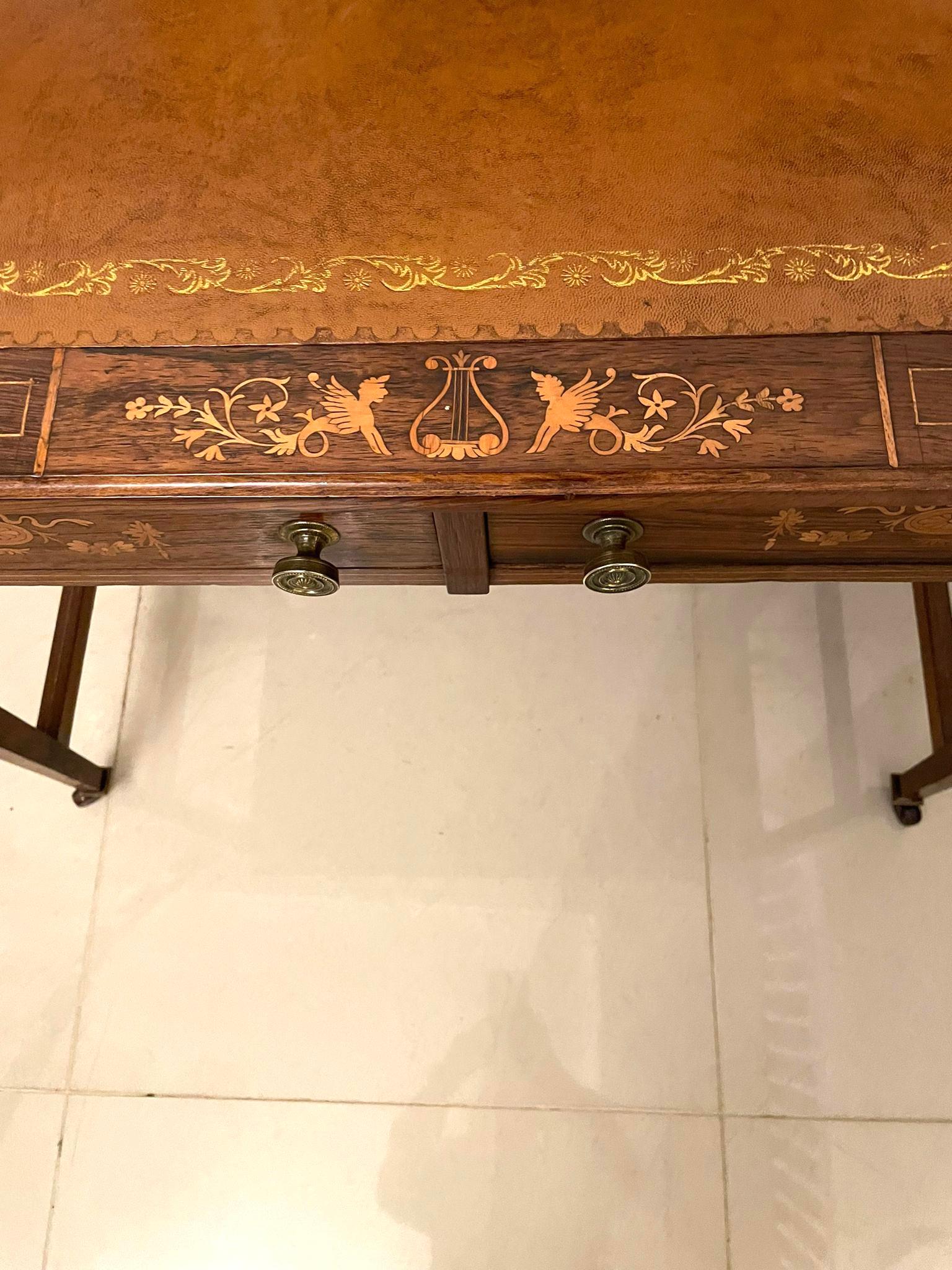 Antiker Schreibtisch aus Palisanderholz mit Intarsien in edwardianischer Qualität im Angebot 8