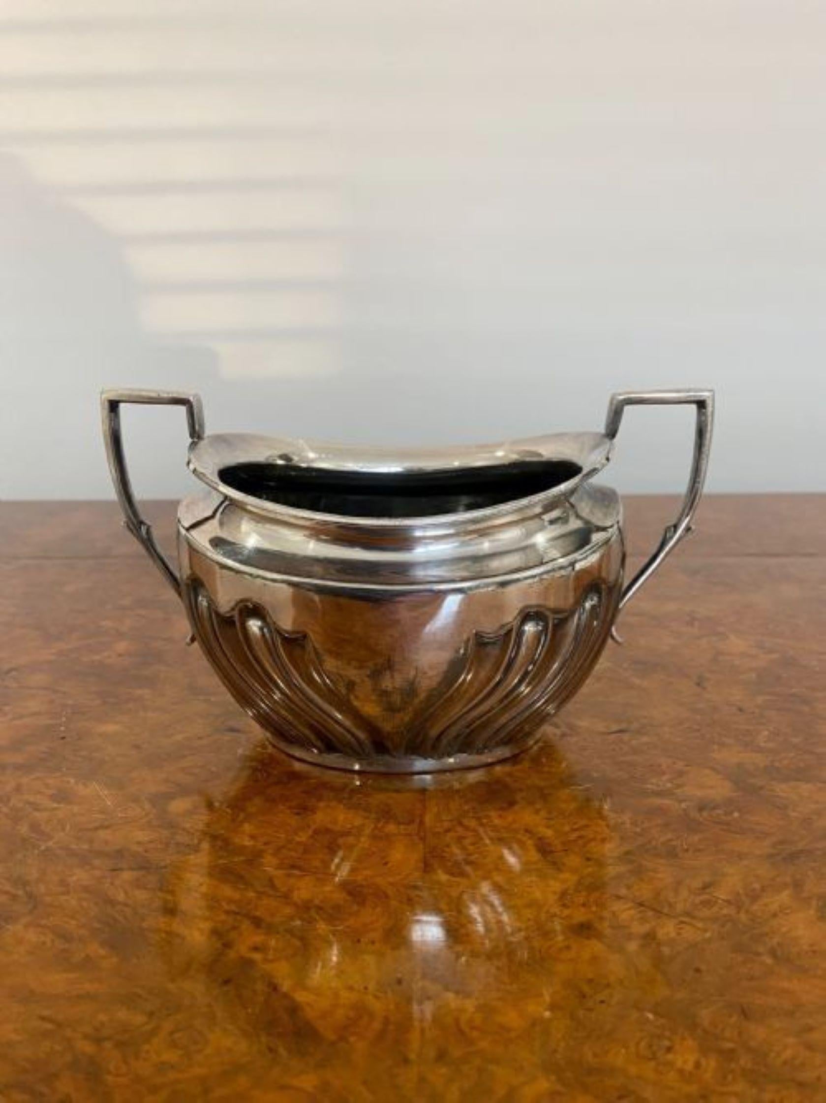 Antique Edwardian quality silver plated tea set . A quality silver plated tea set consisting of a tea pot, milk jug and sugar bowl with ornate decoration 
