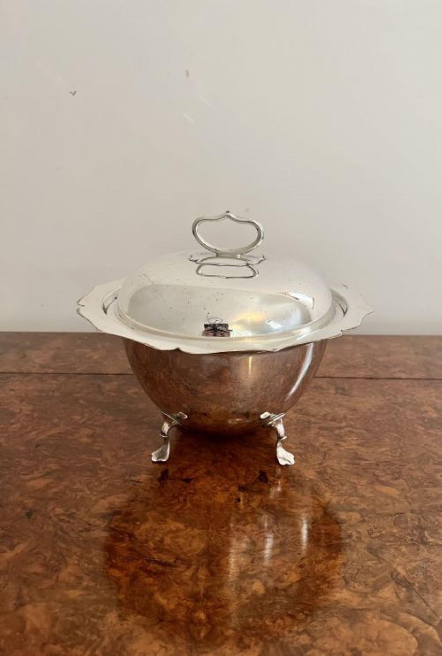 Antique Edwardian quality silver plated tureen by Mapping and Webb In Good Condition For Sale In Ipswich, GB